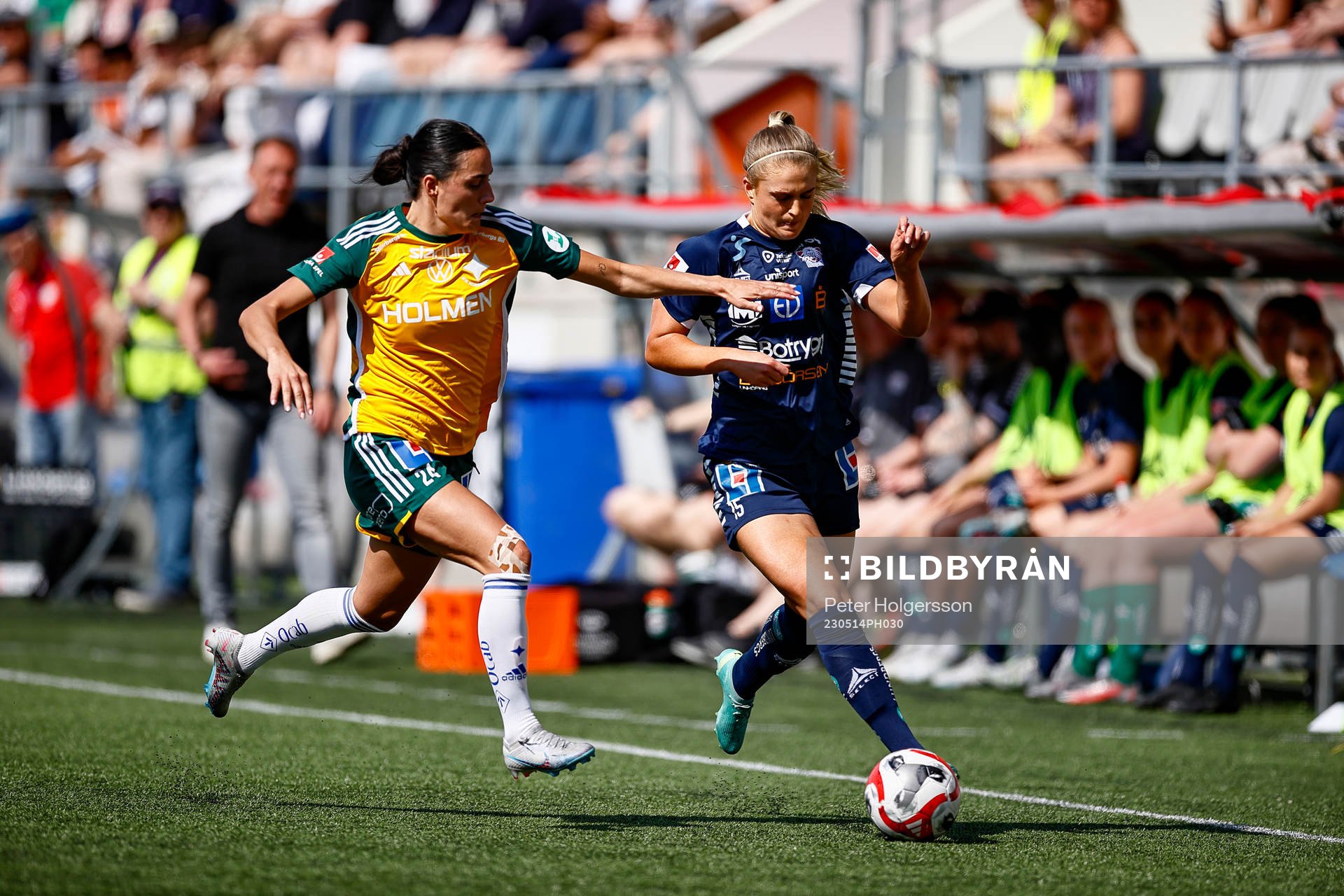 IFK Norrköpings Irma Cajlakovic och Linköpings Lisa Björk