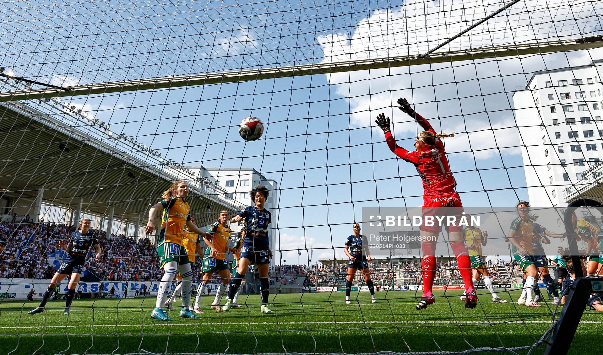 Mål 1-0 förbi IFK Norrköpings Sofia Hjern
