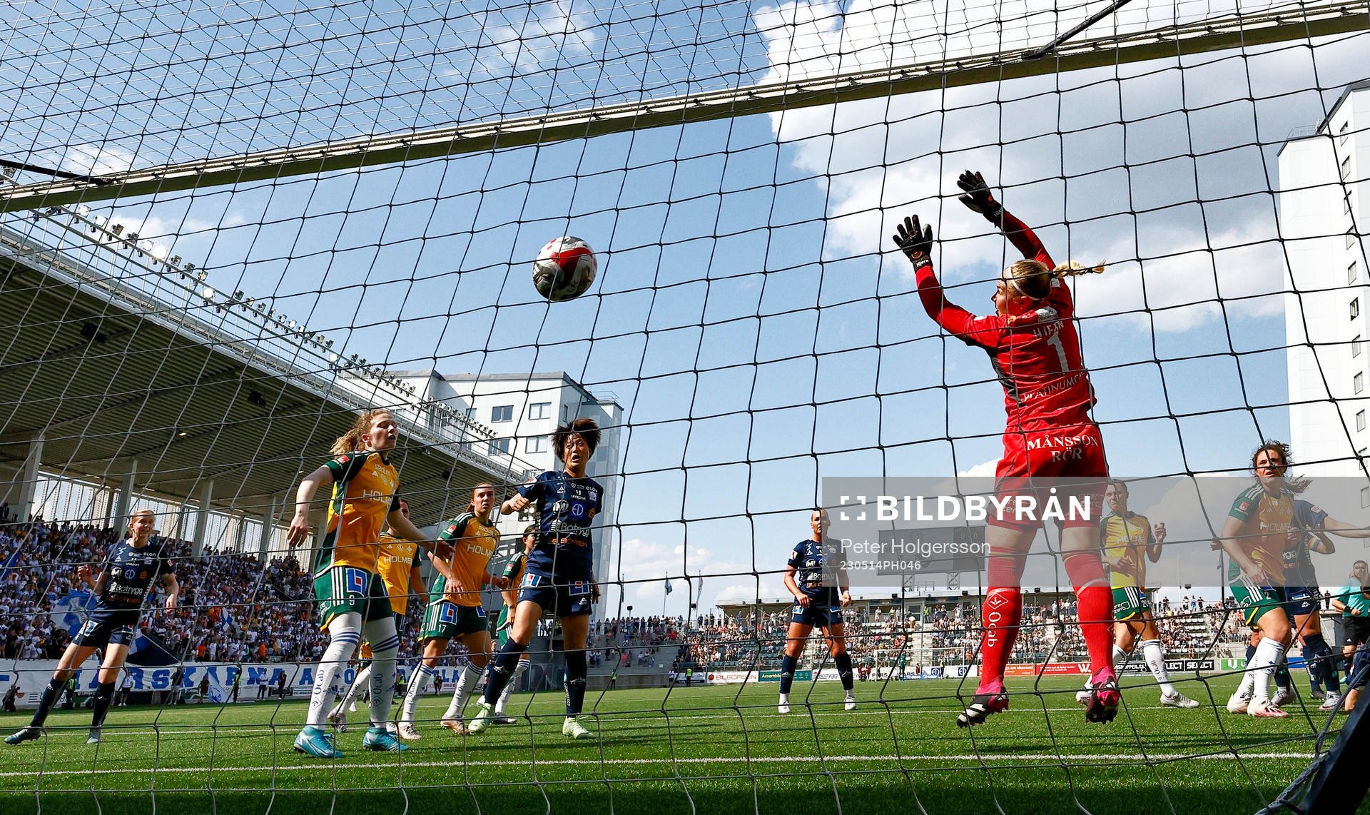 Mål 1-0 förbi IFK Norrköpings Sofia Hjern