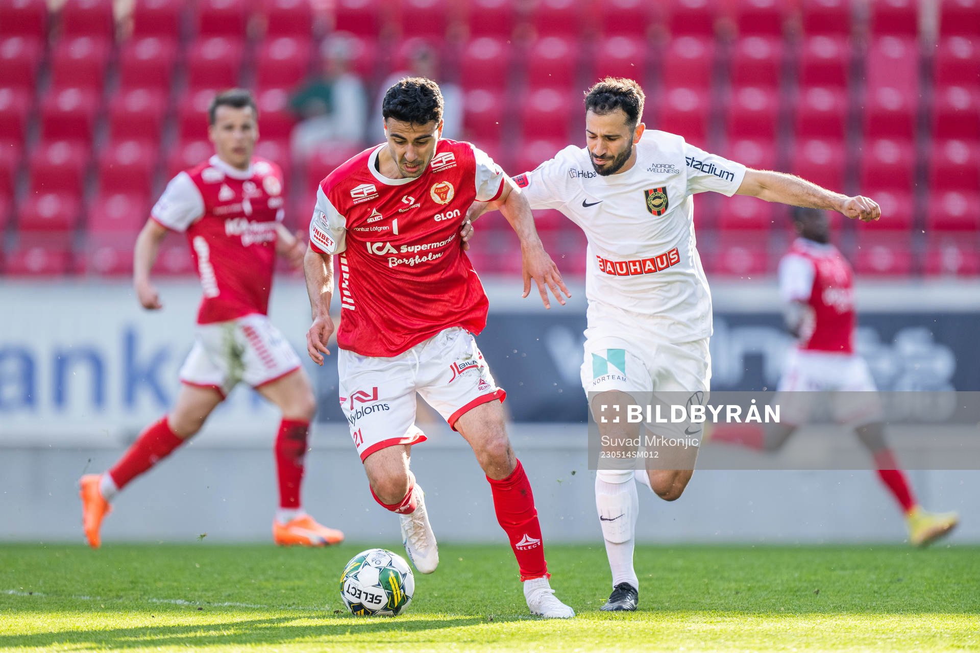 Kalmars Deniz Hummet och Brommapojkarnas André Calisir