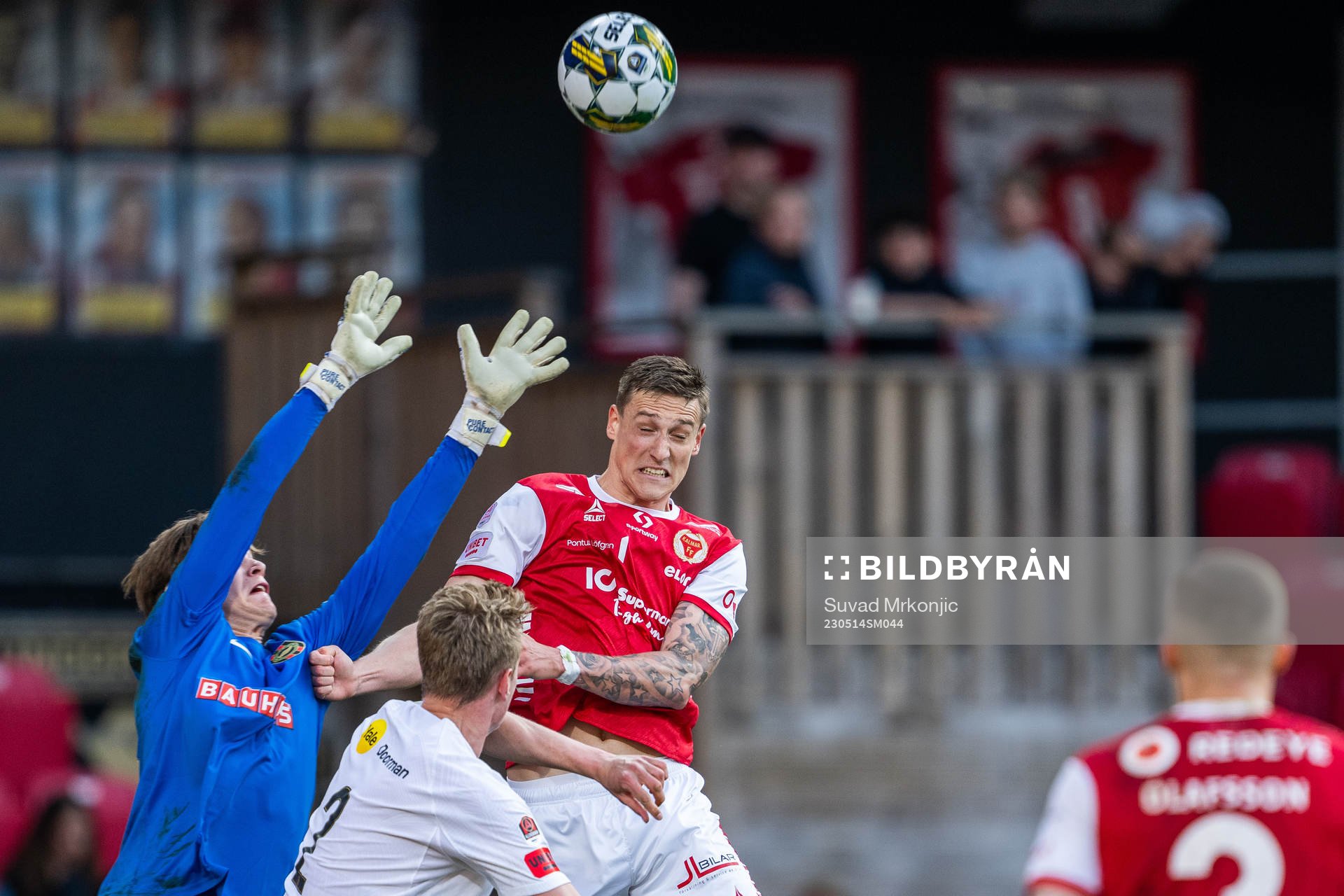 Brommapojkarnas målvakt Filip Sidklev och Kalmars Mileta
