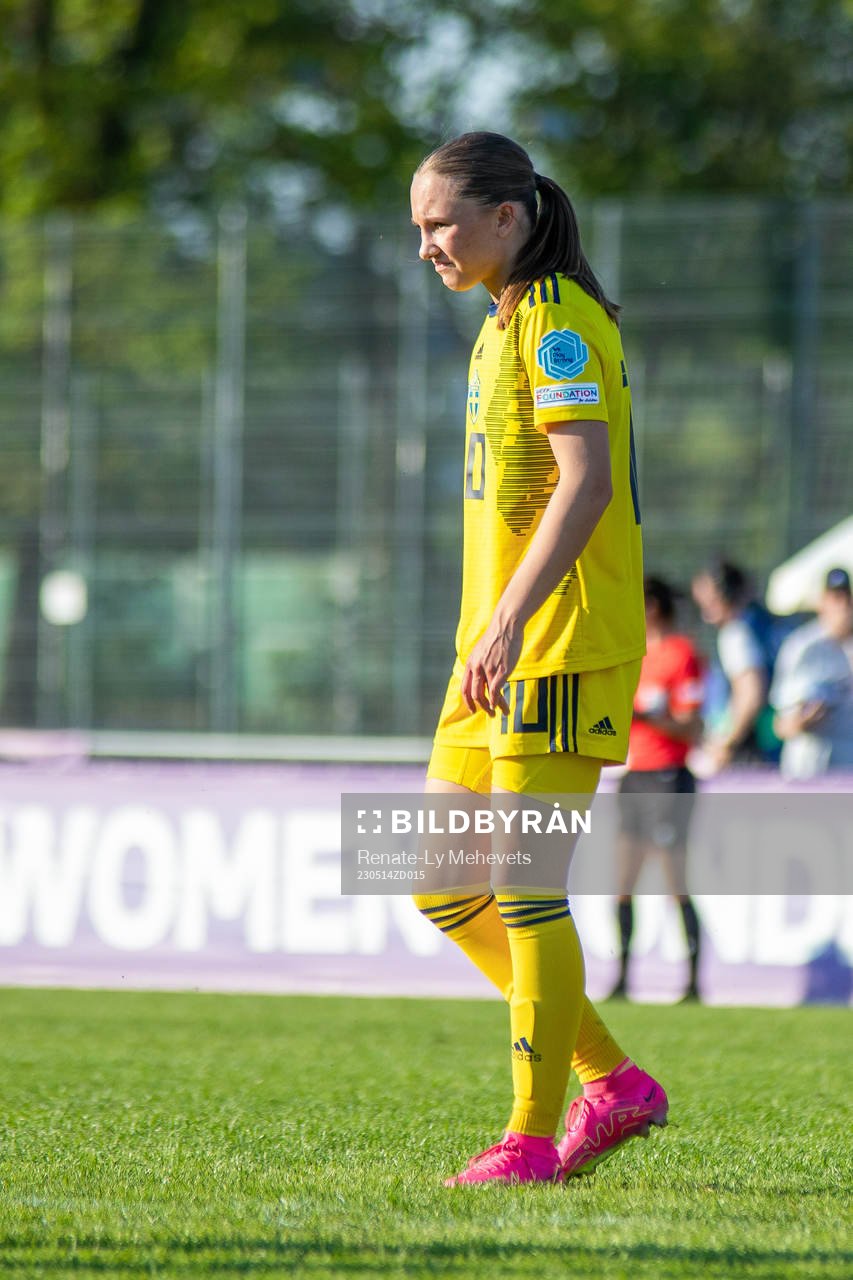 Nova Rolfsson of Sweden during the 2023 UEFA Women's Under-17 Championship match between Sweden and France on May 14, 2023 in Tartu.