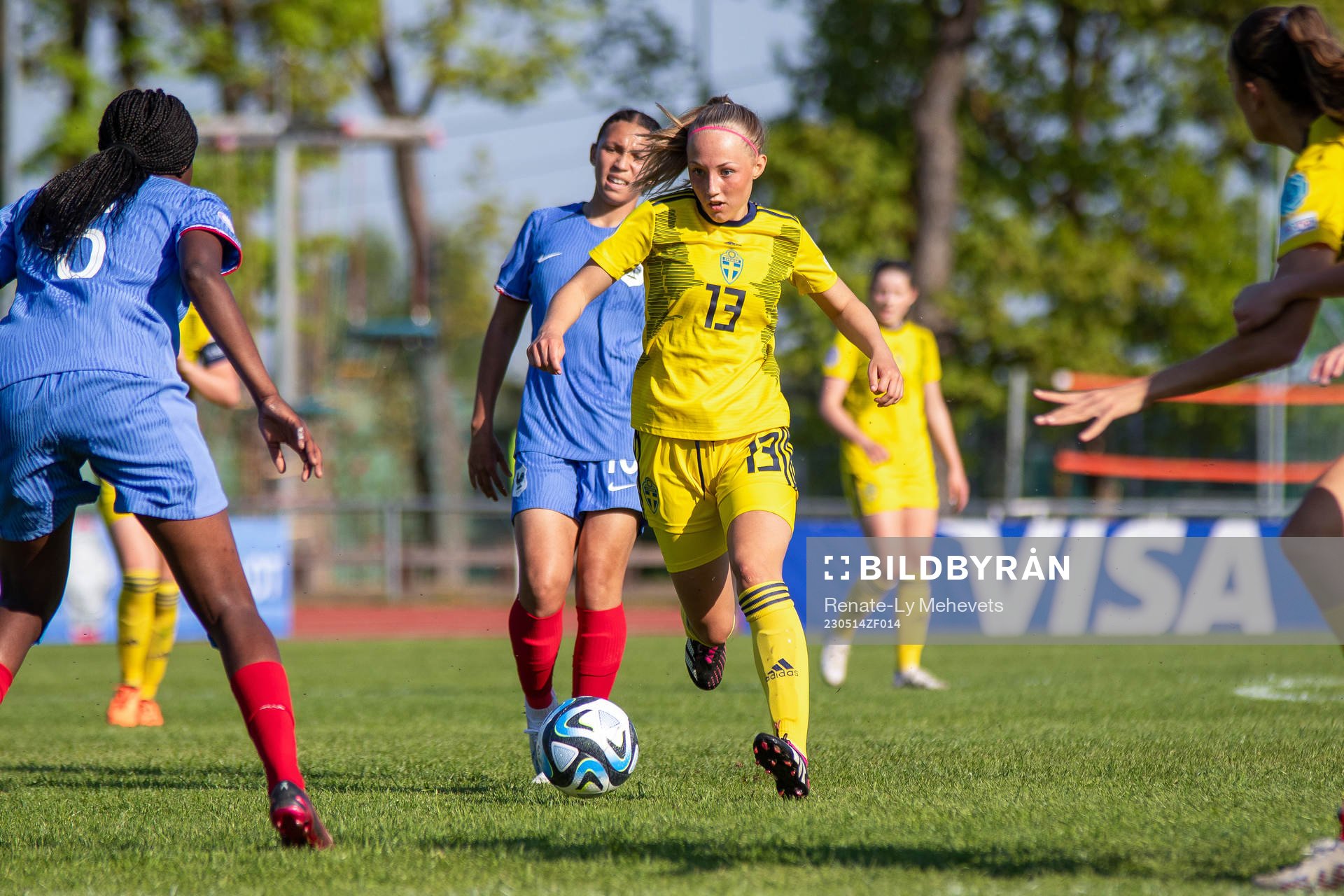 Saga Fredgren of Sweden during the 2023 UEFA Women's Under-17 Championship match between Sweden and France on May 14, 2023 in Tartu. 