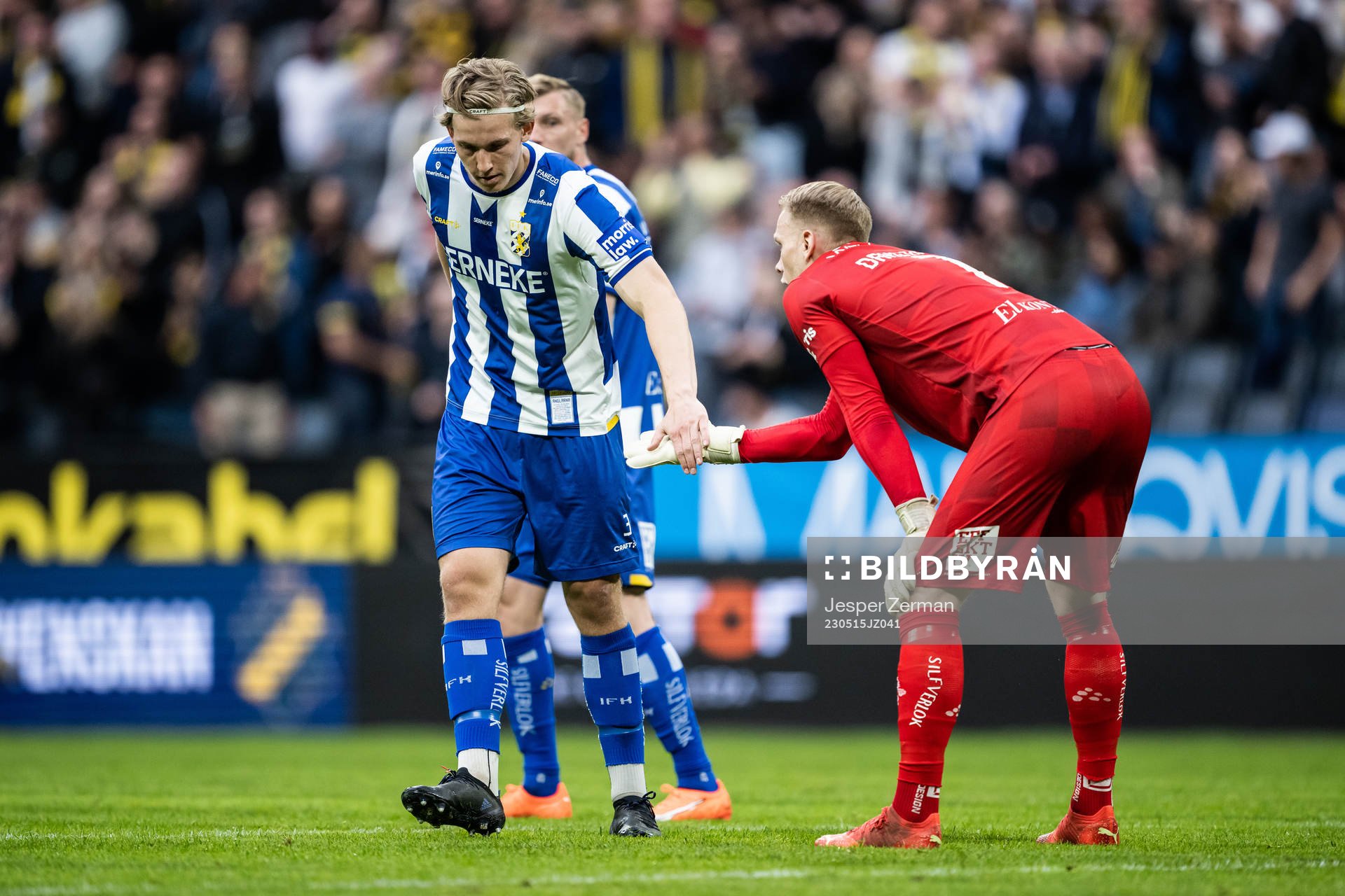 IFK Göteborgs Johan Bångsbo och målvakt Pontus Dahlberg
