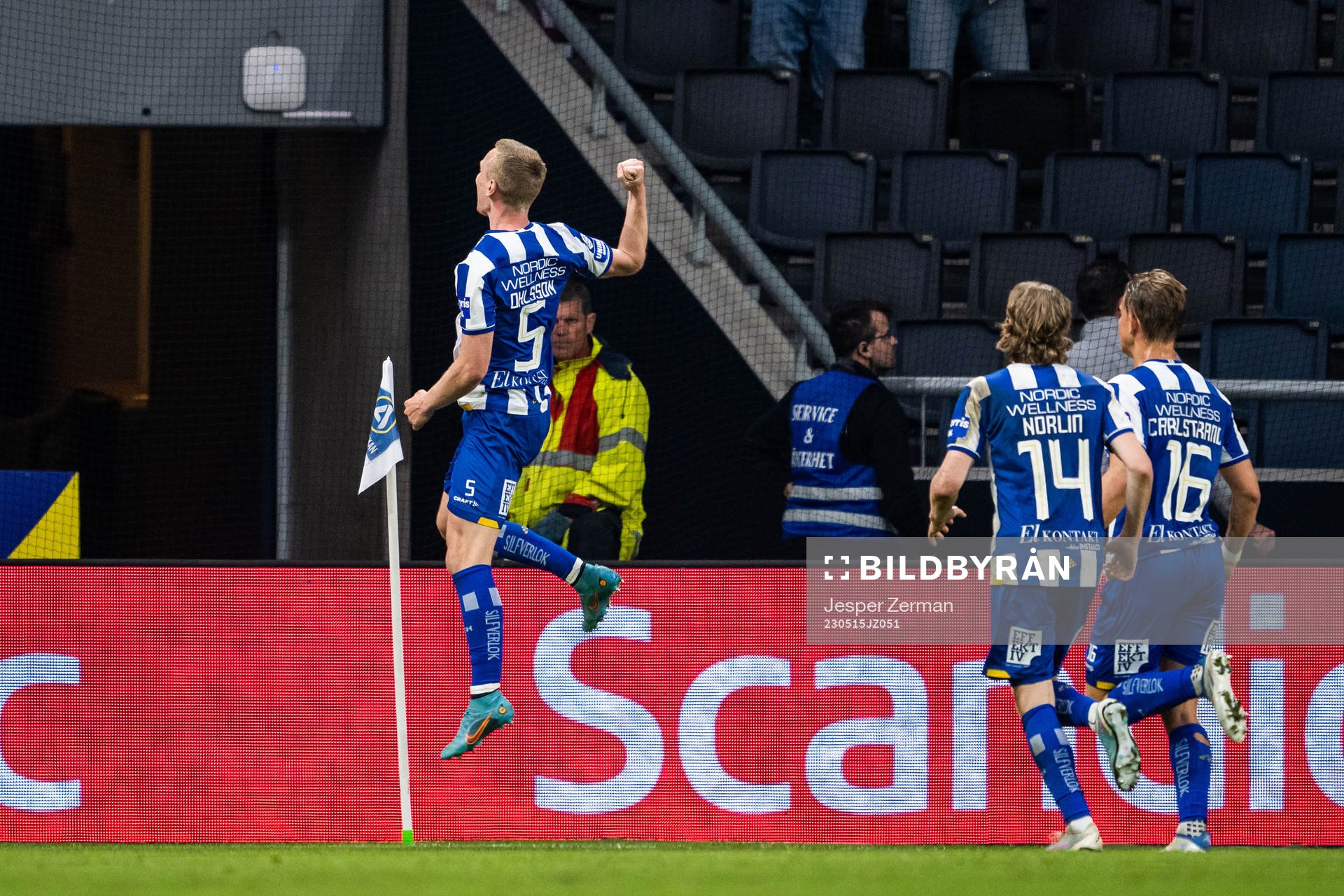 IFK Göteborgs Sebastian Ohlsson jublar efter att han gjort 2-2 under fotbollsmatchen i Allsvenskan mellan AIK och IFK Göteborg den 15 maj 2023 i Stockholm.