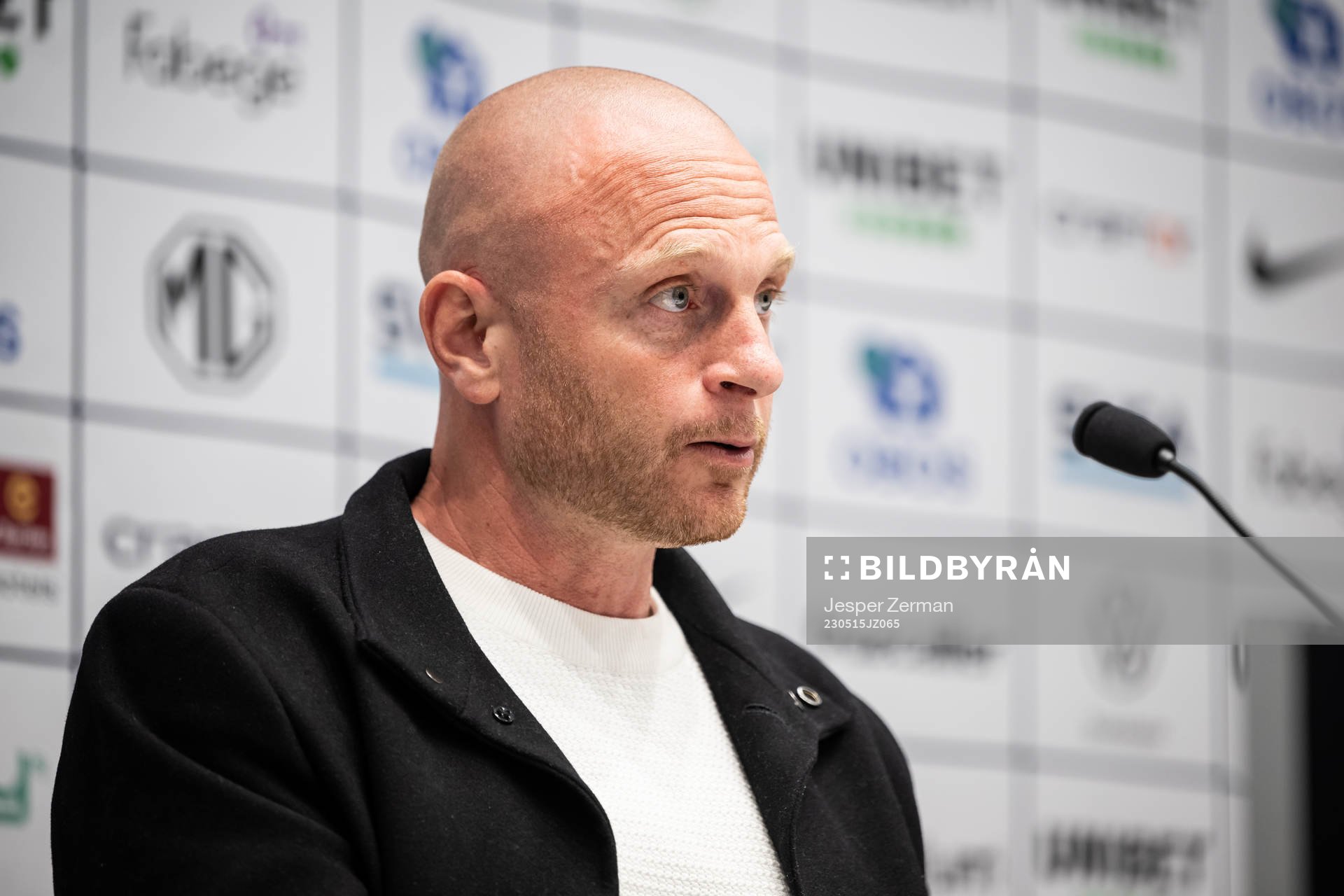 AIKs tränare Andreas Brännström på presskonferensen