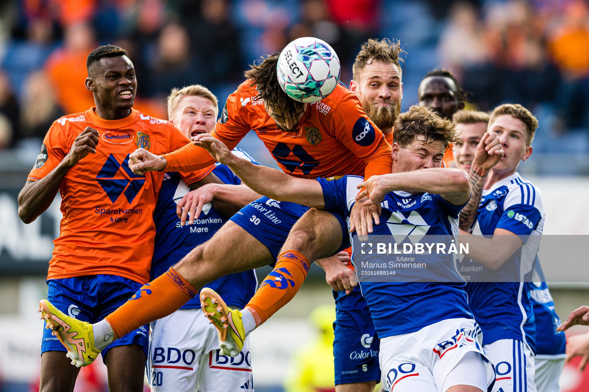 Alexander Munksgaard of Aalesund and Emil  Breivik of Molde