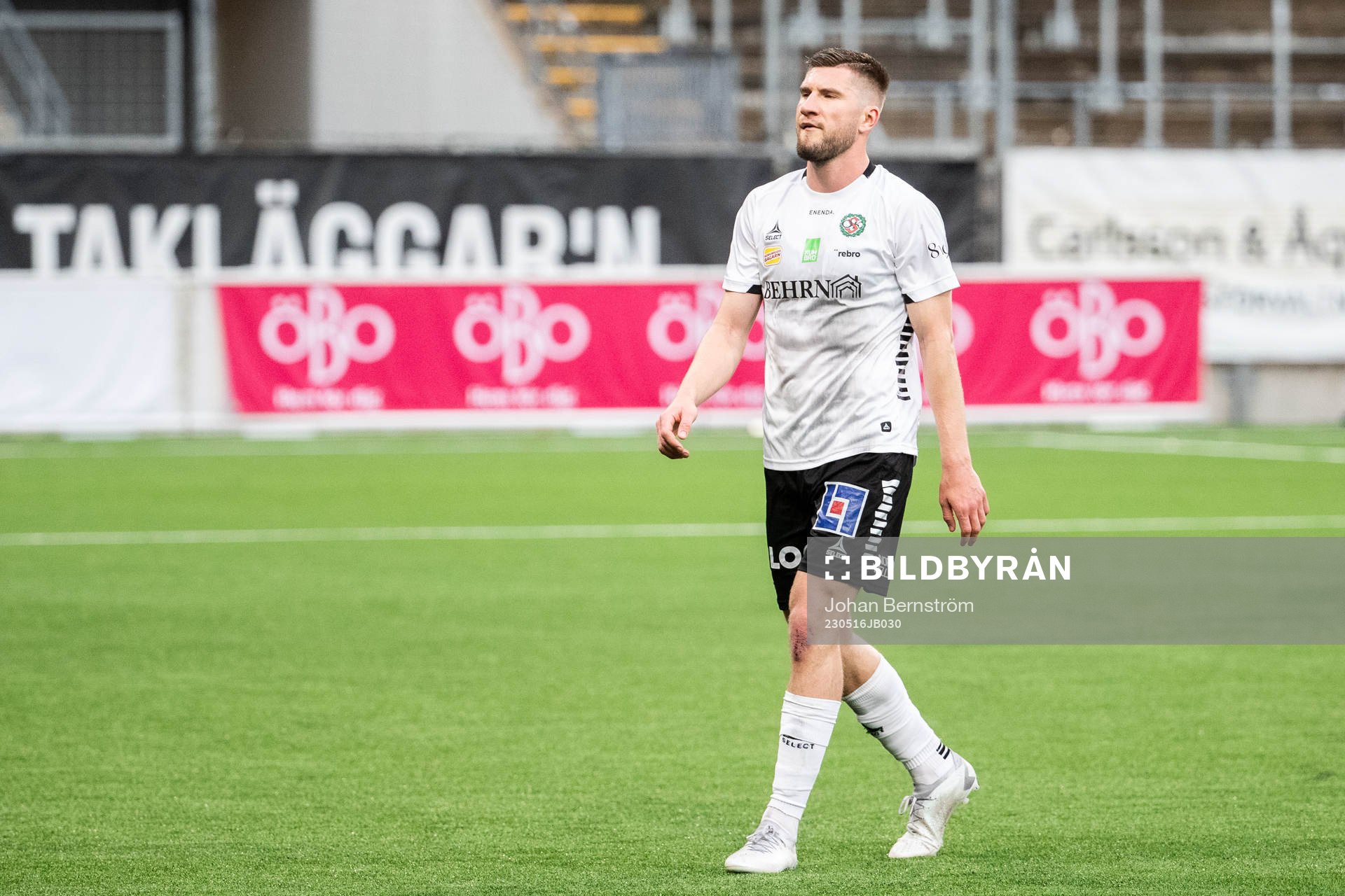 Örebros Axel Oskar Andrésson deppar