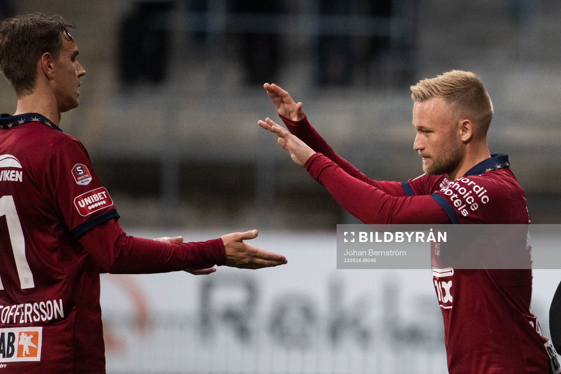 Örgrytes Nicklas Bärkroth byts in