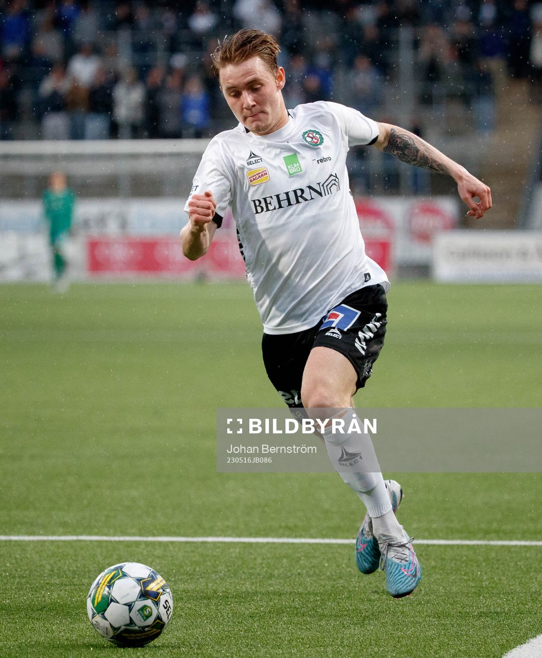 Örebros Noel Milleskog under fotbollsmatchen i Superettan mellan Örebro och Örgryte den 16 maj 2023 i Örebro. 