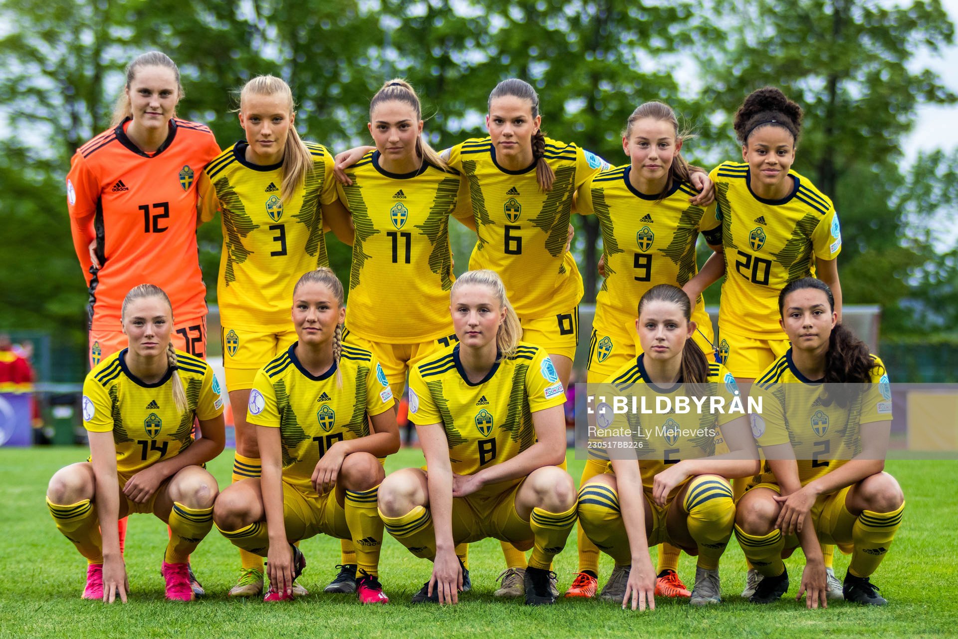 The startinge eleven of Sweden, goalkeeper Julia Cavander,