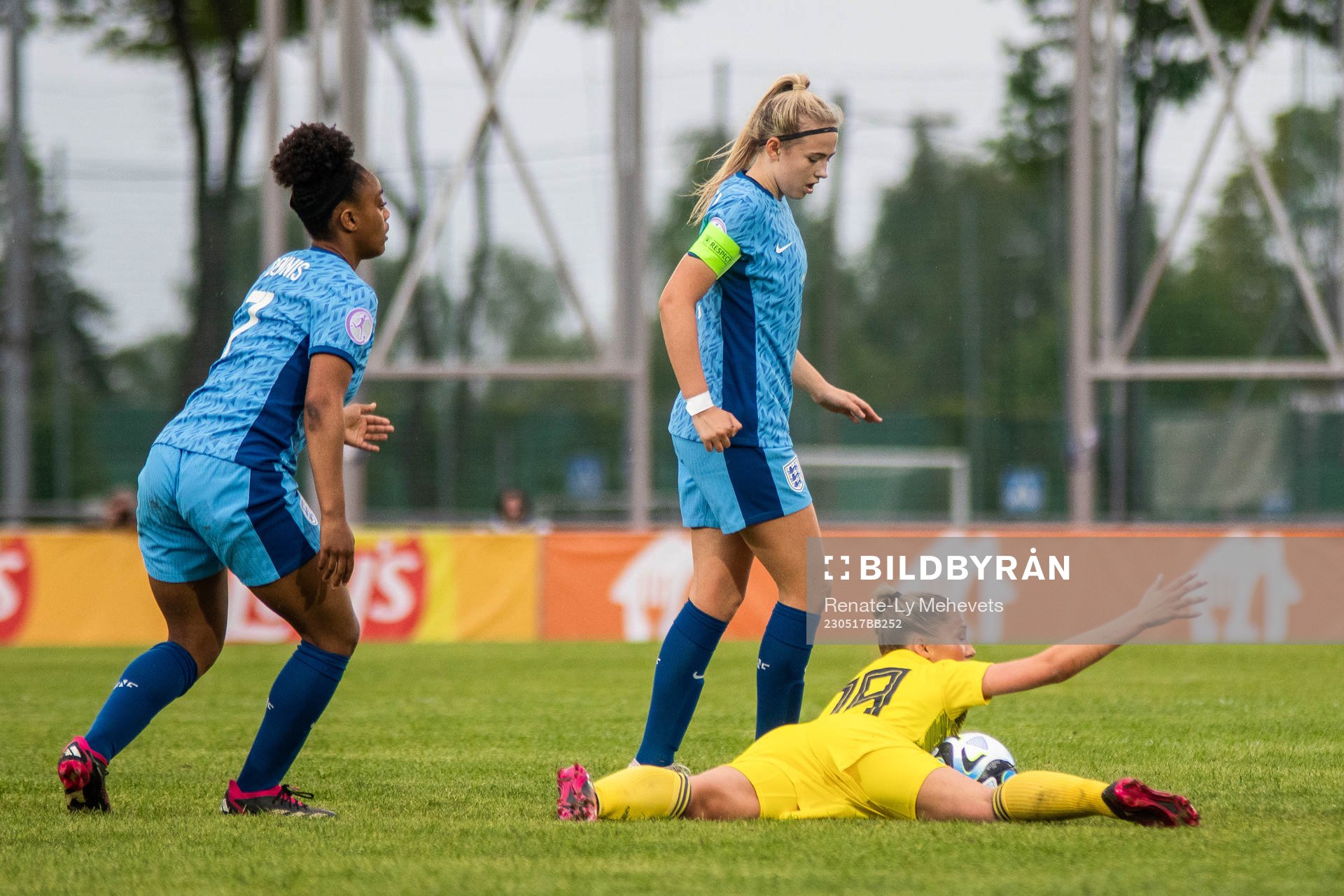 Alexia Potter of England and Bianca Hultbäck of Sweden