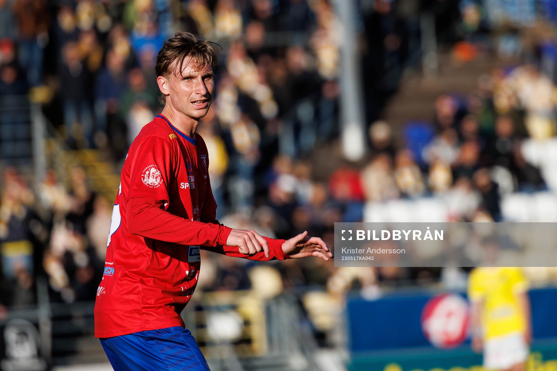 Tvååkers Eric Nilsson under fotbollsmatchen i Ettan södra mellan Falkenberg och Tvååker den 17 maj 2023 i Falkenberg. 