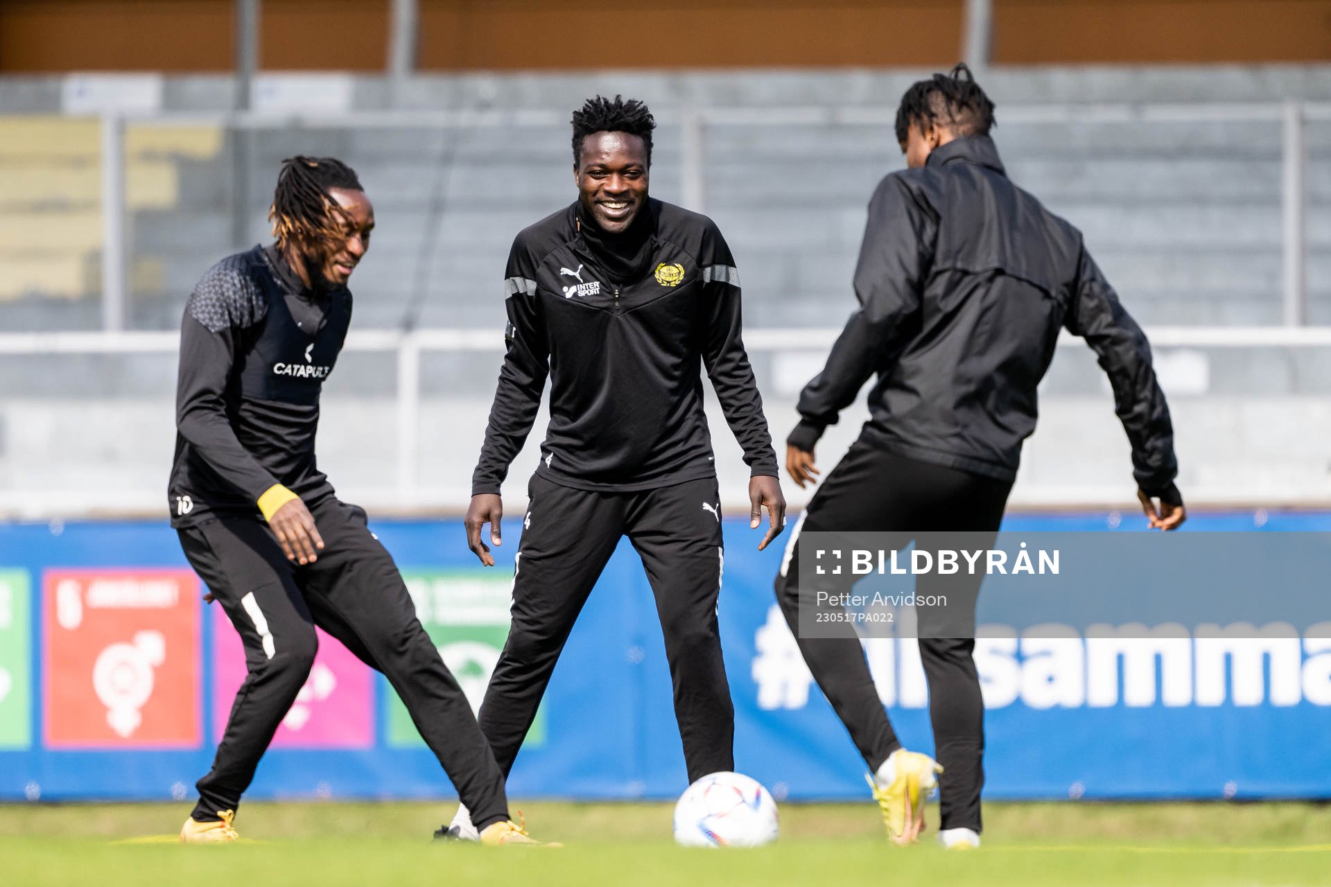 Mamudu Moro och Isaiah Ejeh