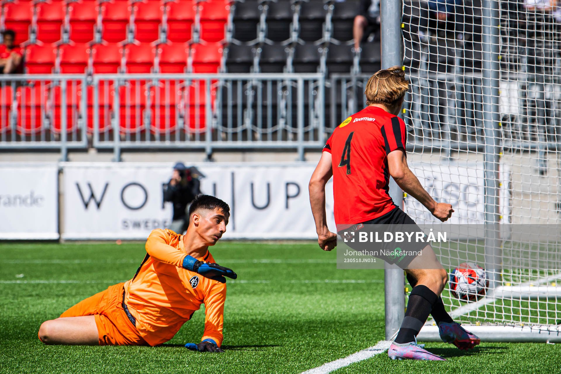 Brommapojkarnas Leart Krasniqi gör 3-2 bakom Landskronas