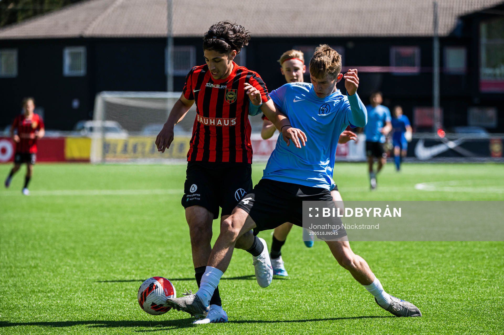 Brommapojkarnas David Isso och Landskronas Wilmer Hansson