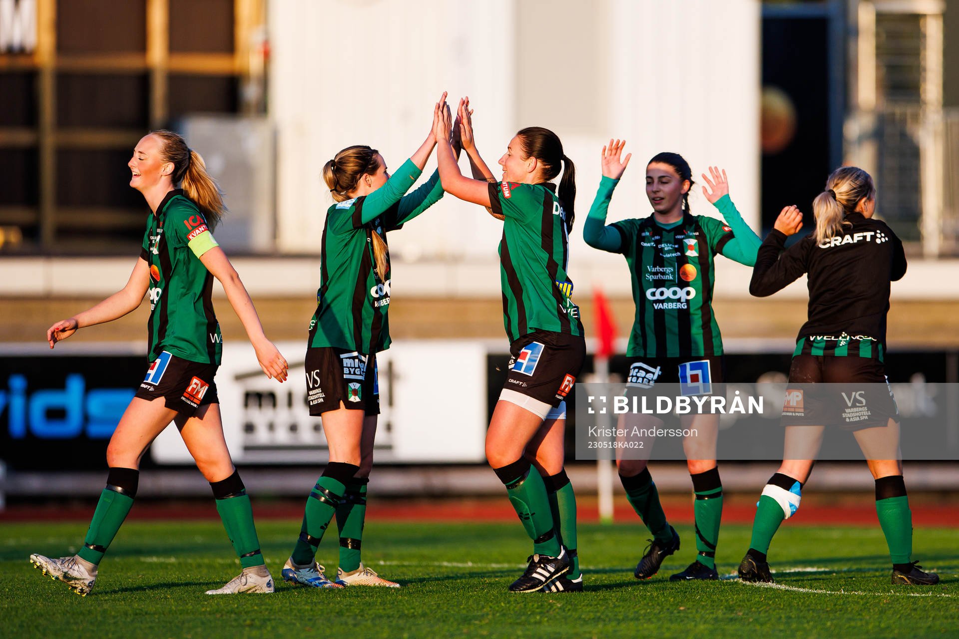 Varbergs spelare jublar