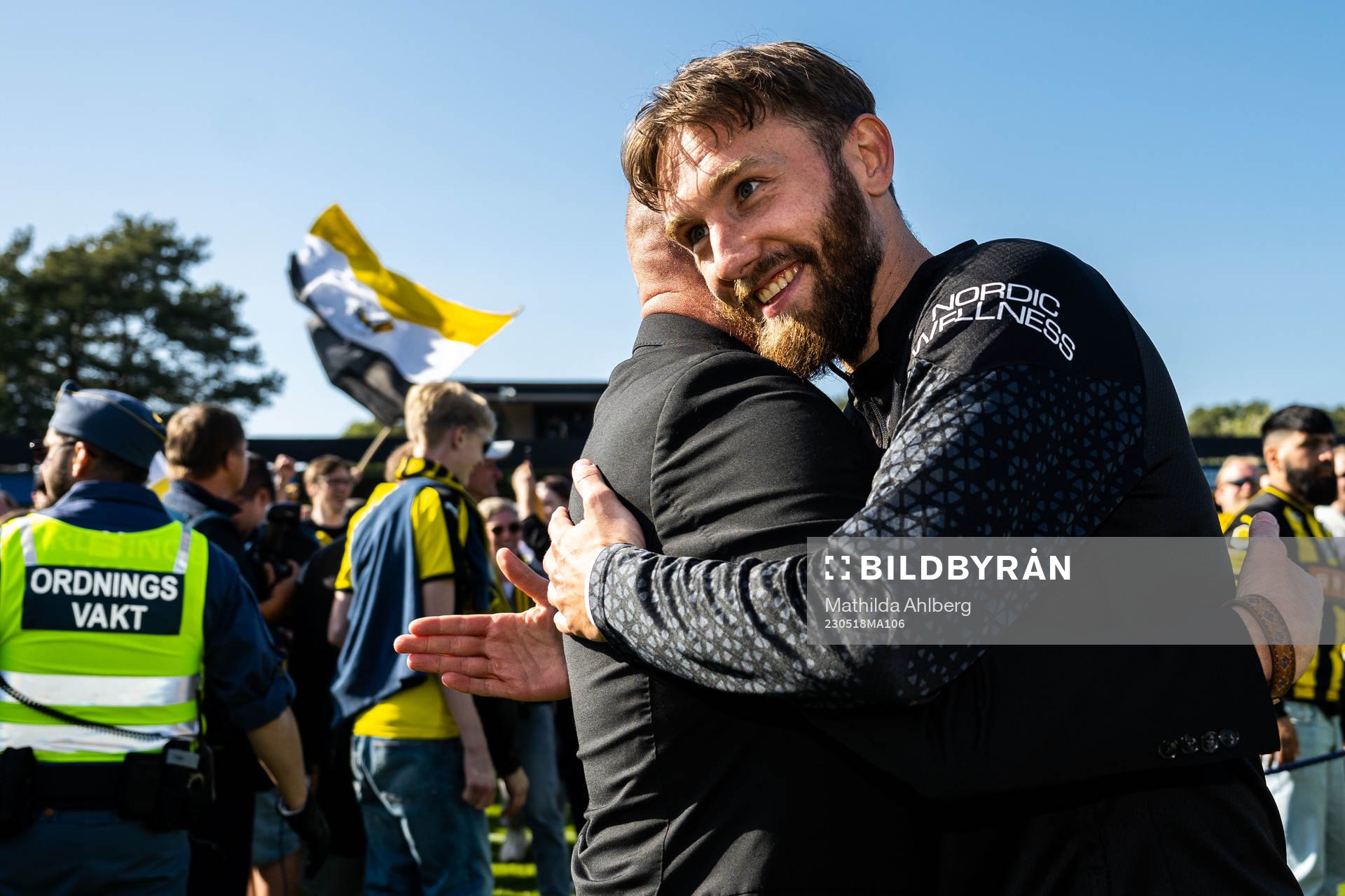 Häckens Simon Sandberg jublar