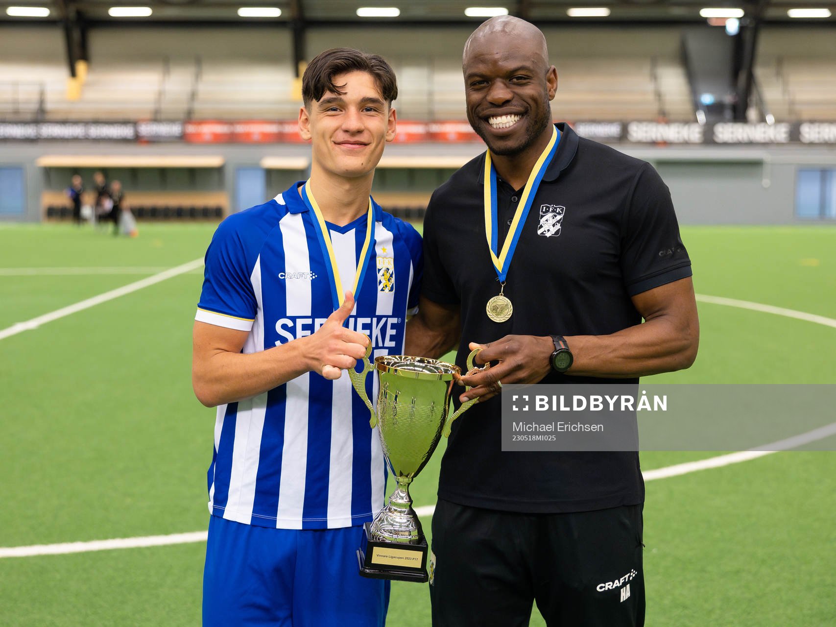 IFK Göteborgs Leon Dusi och assisterande tränare Hakeem