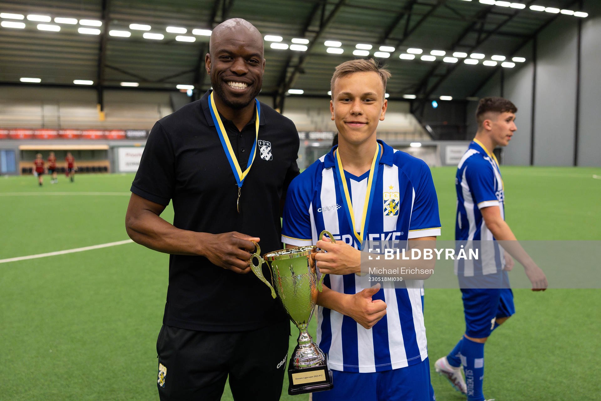 IFK Göteborgs assisterande tränare Hakeem Araba och en
