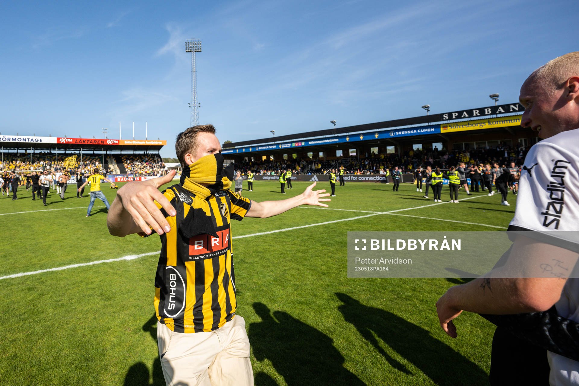 Häckens supportrar jublar