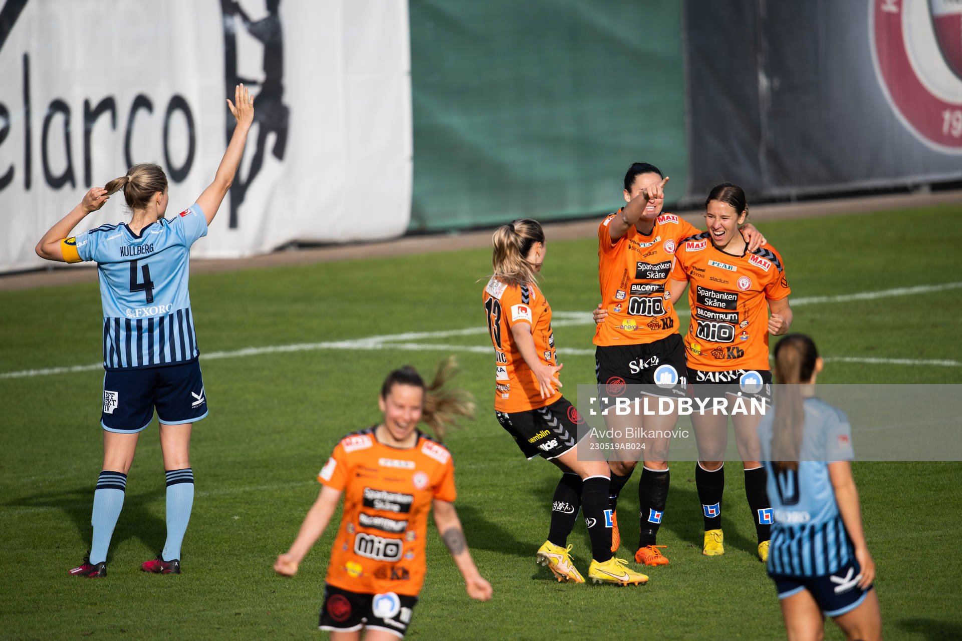 Kristianstads Evelyne Viens, Tabitha Michelle Tindell och