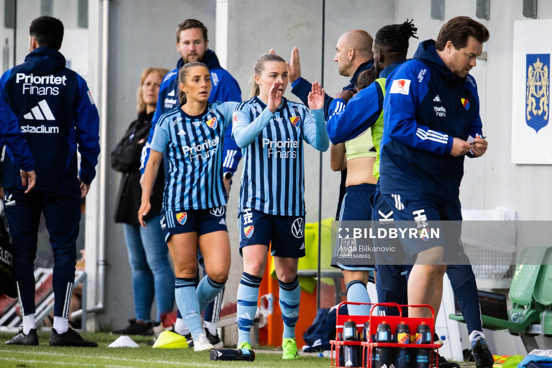 Djurgårdens Tilde Lindwall och Ebba Hed under fotbollsmatchen i Damallsvenskan mellan Kristianstad och Djurgården den 19 maj 2023 i Kristianstad.
