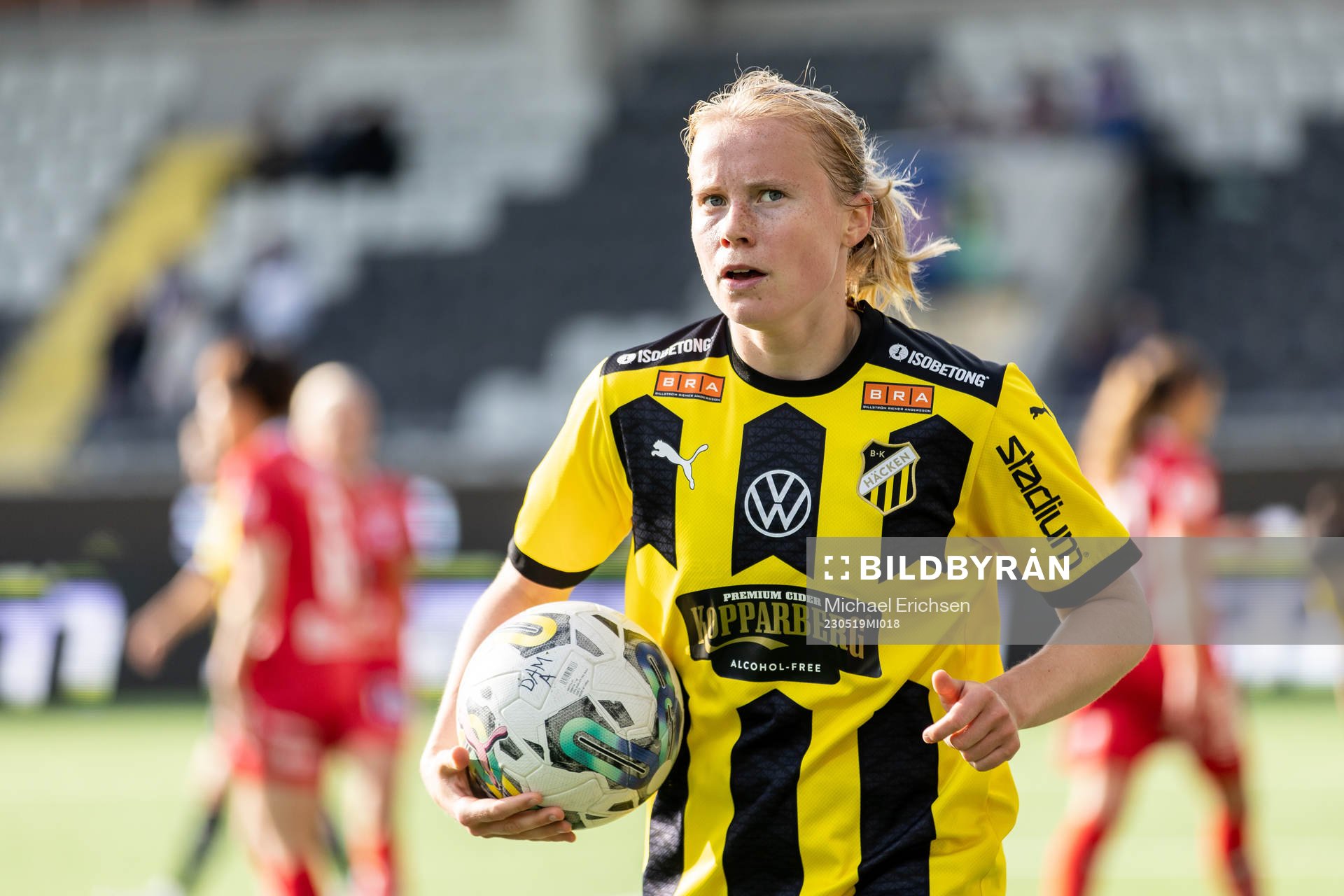 Häckens Julie Blakstad