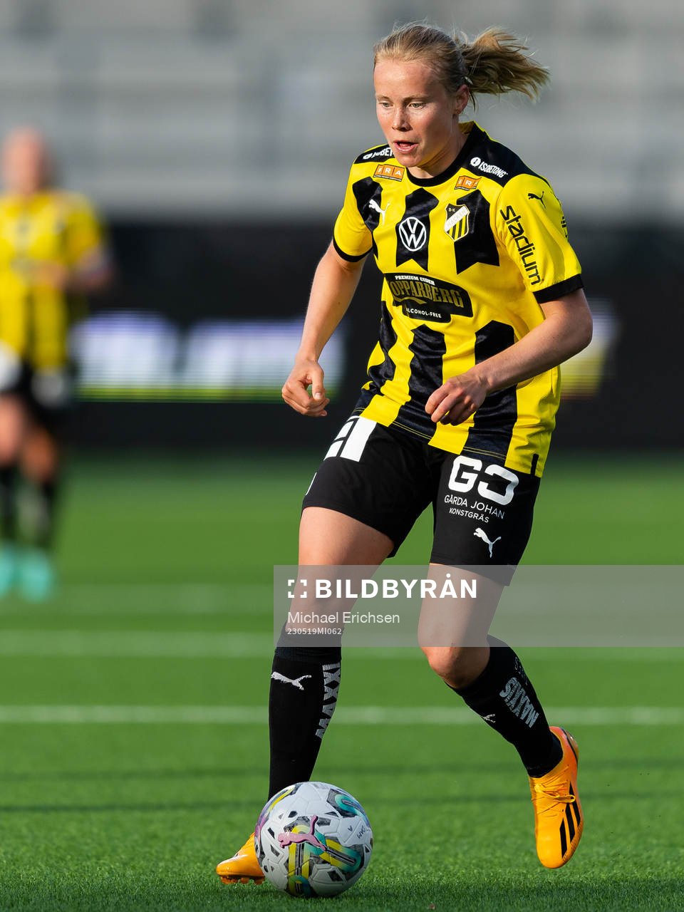 Häckens Julie Blakstad