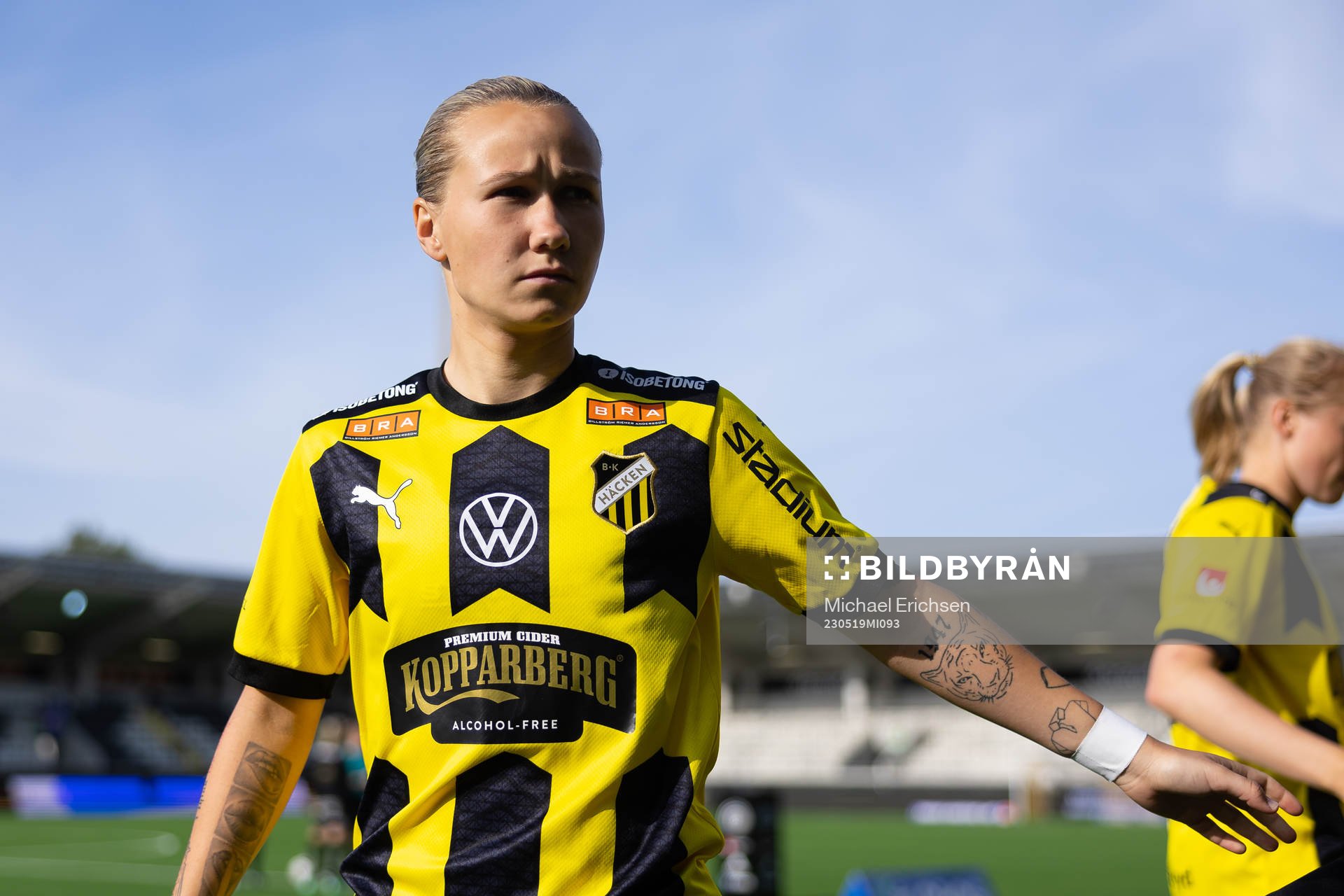 Häckens Marika Bergman Lundin  innan fotbollsmatchen i