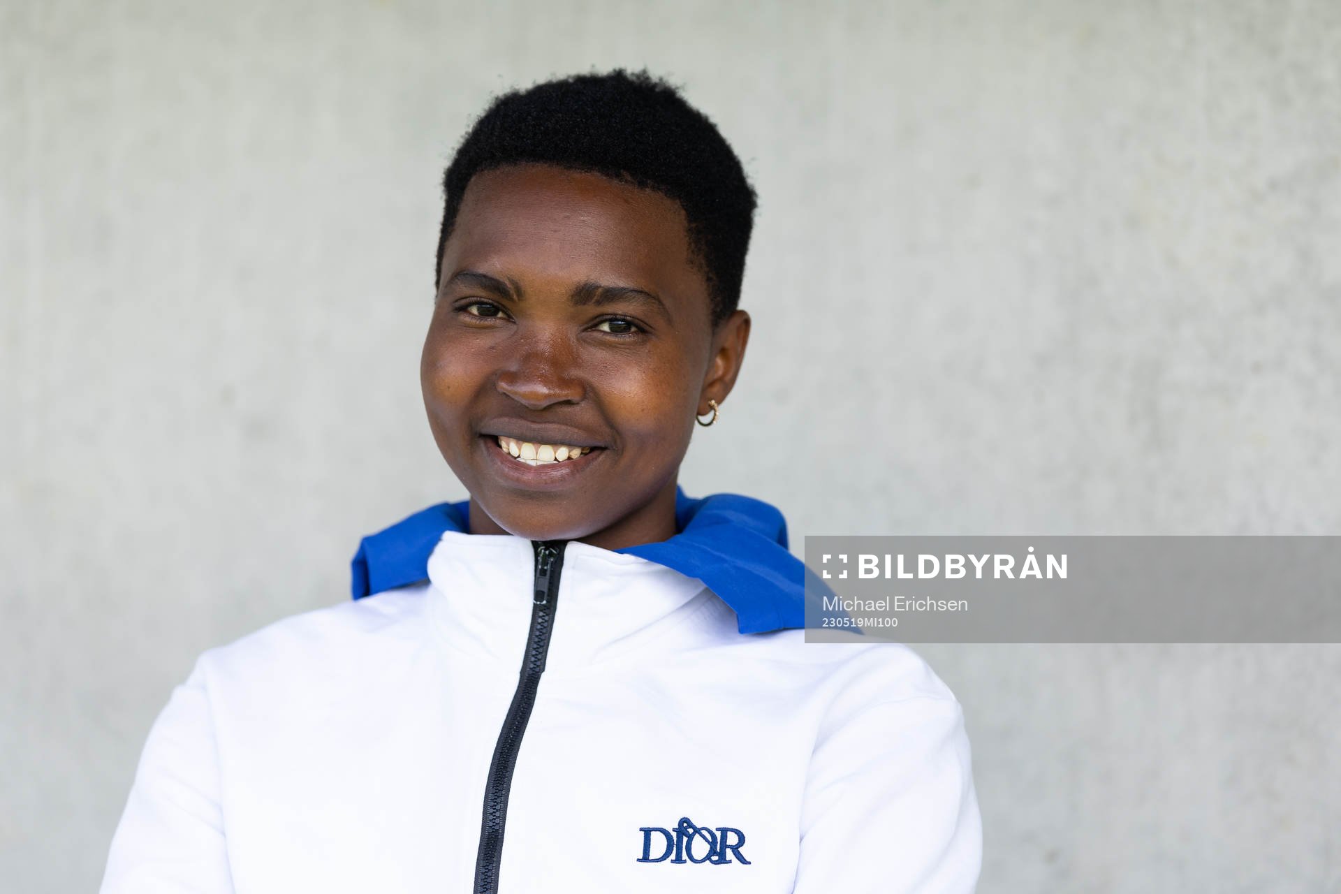 Häckens  Aisha Masaka innan fotbollsmatchen i