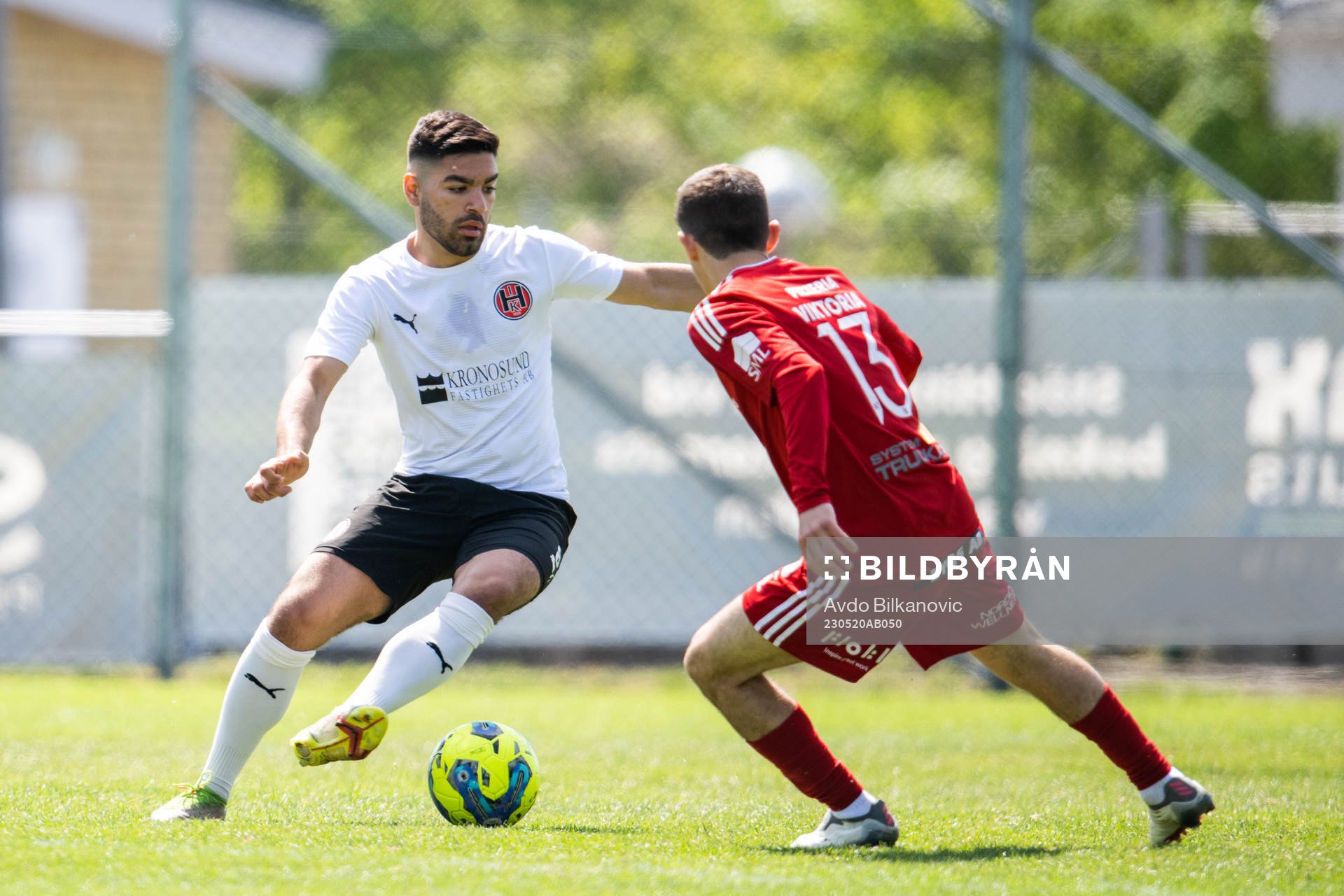 Hittarp IKs Johan Ozmanov och Nässjö FFs Besfort Kalludra