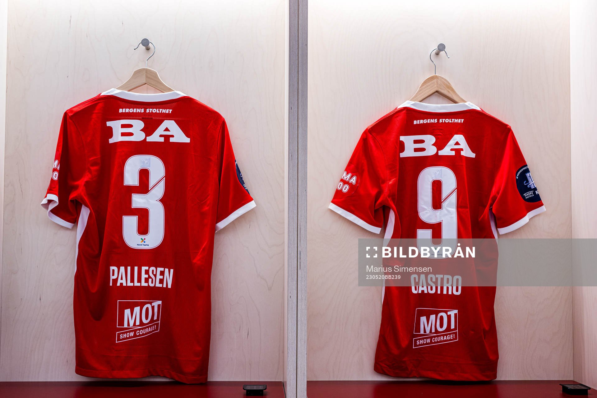 The shirt of Fredrik Pallesen Knudsen and Niklas Castro of