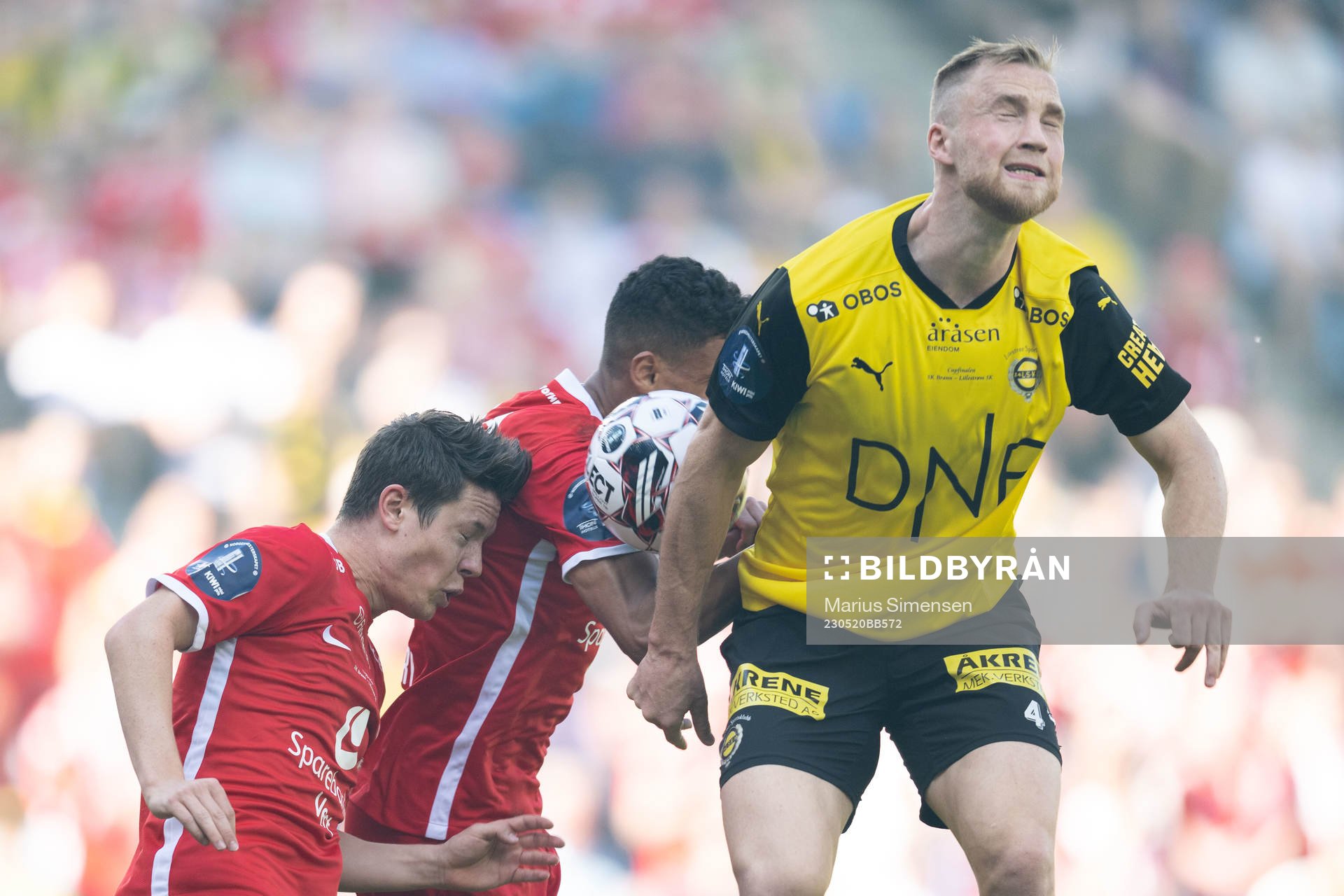 Mathias Rasmussen of Brann and Thomas Lehne Olsen of