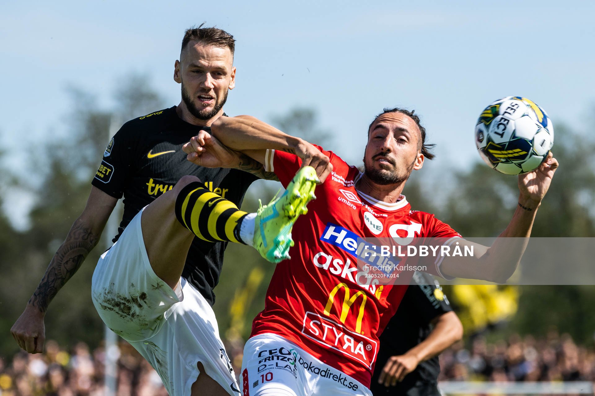 AIKs Alexander Milosevic och Degerfors Dijan Vukojevic