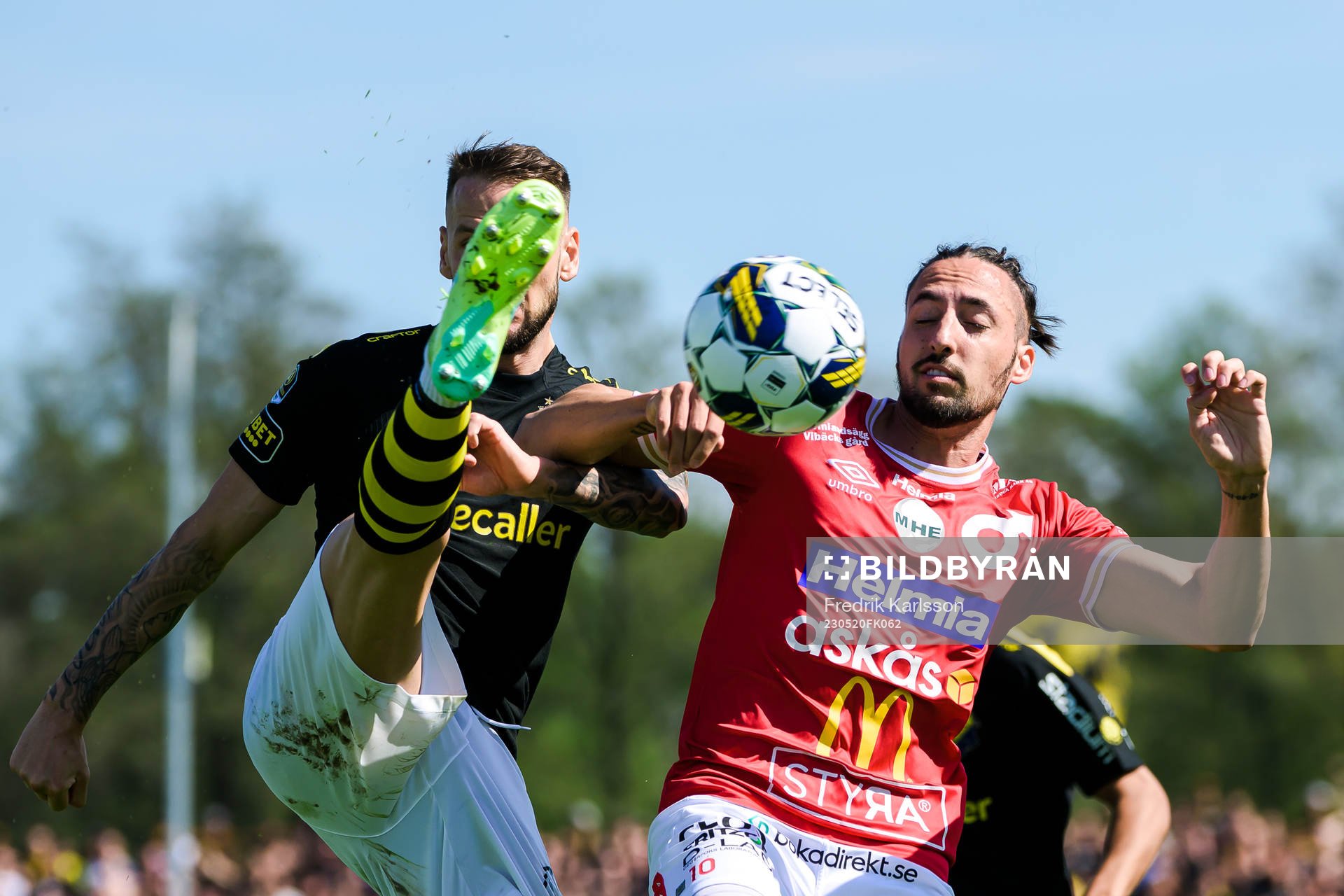 AIKs Alexander Milosevic och Degerfors Dijan Vukojevic