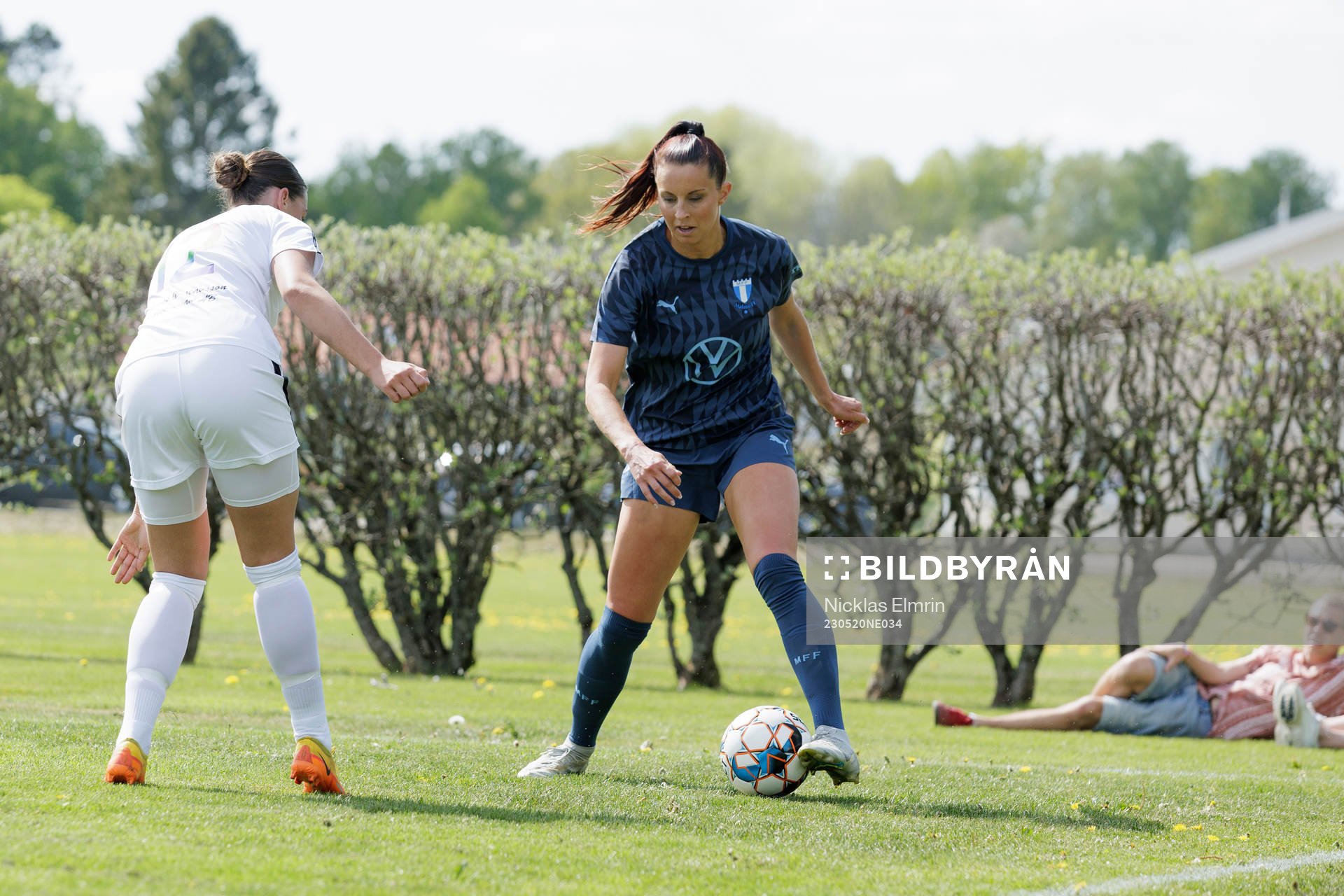 Malmö FFs Malin Gunnarsson under fotbollsmatchen i Division 1 södra mellan Lödöse Nygård IK och Malmö FF den 20 maj 2023 i Lödöse.