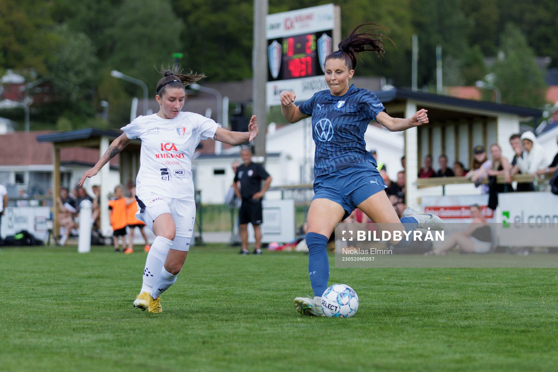Malmö FFs Malin Gunnarsson mot Lödöse Nygårds Embla
