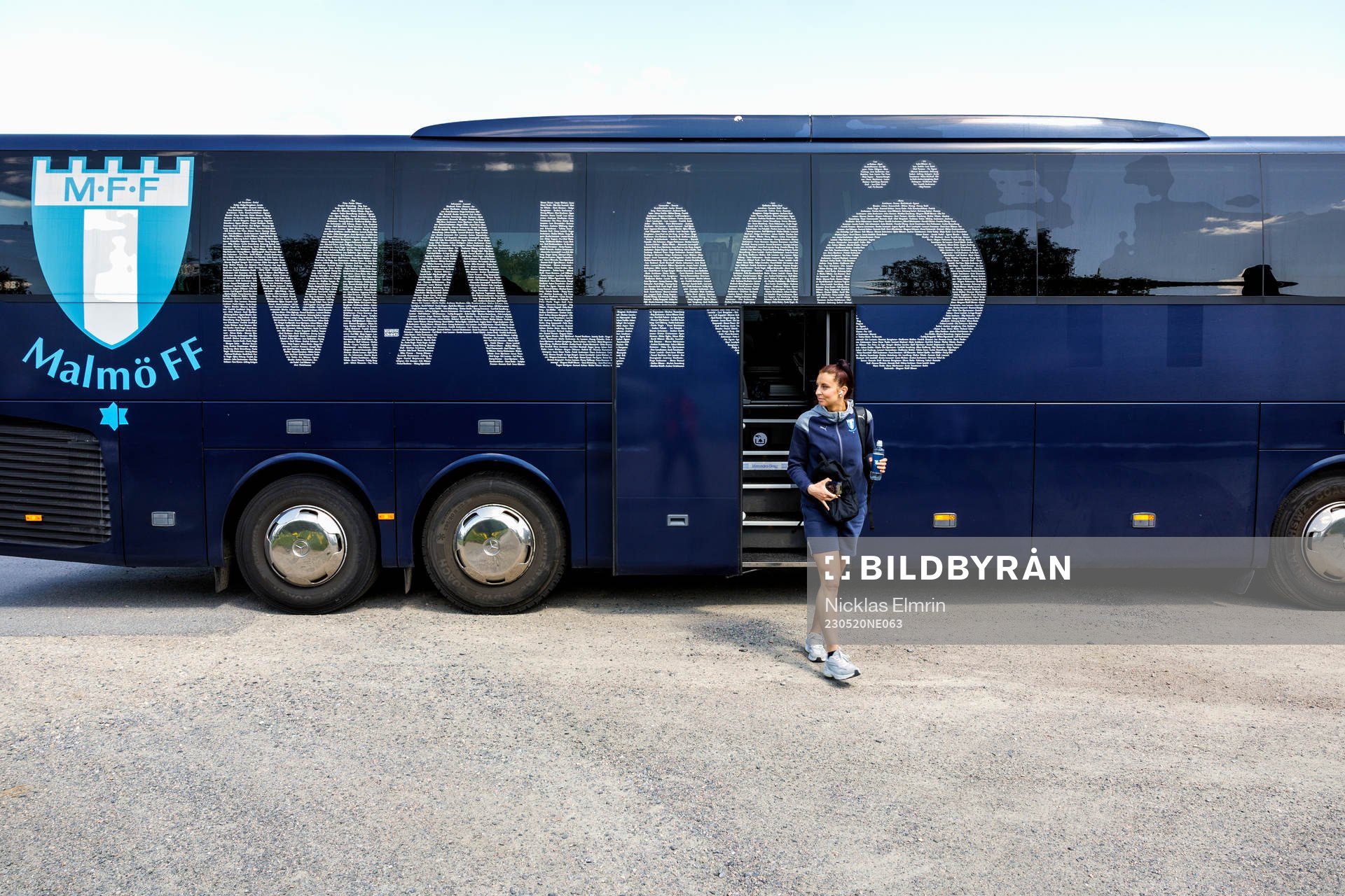 Malmös Malin Gunnarsson inför fotbollsmatchen i Division 1 södra mellan Lödöse Nygård IK och Malmö FF den 20 maj 2023 i Lödöse.