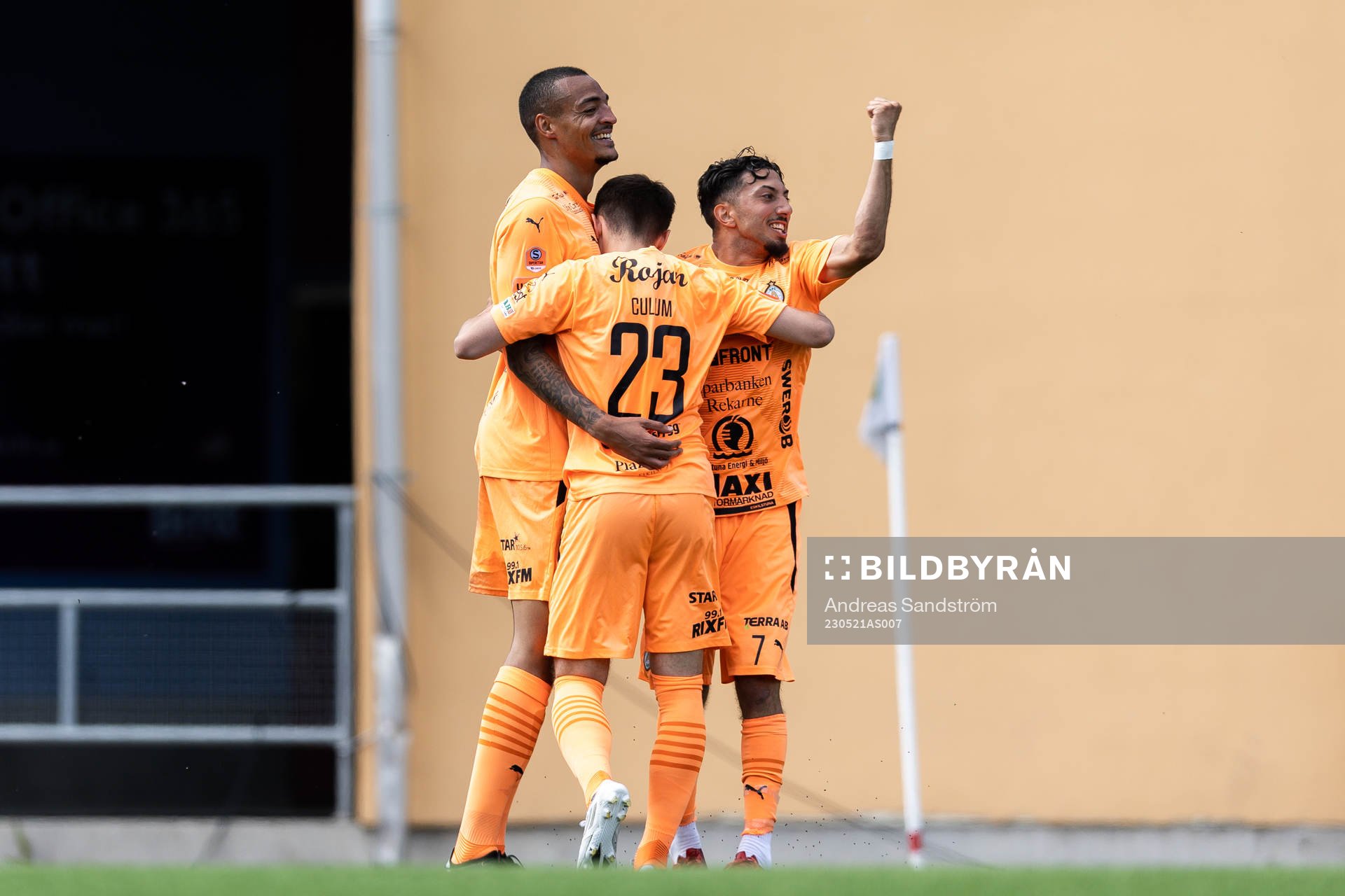 AFC Eskilstunas Simon Karlsson Adjei, Armin Culum och Samir Maarouf jublar efter 1-0 under fotbollsmatchen i Superettan mellan AFC Eskilstuna och Östersund den 21 maj 2023 i Eskilstuna.