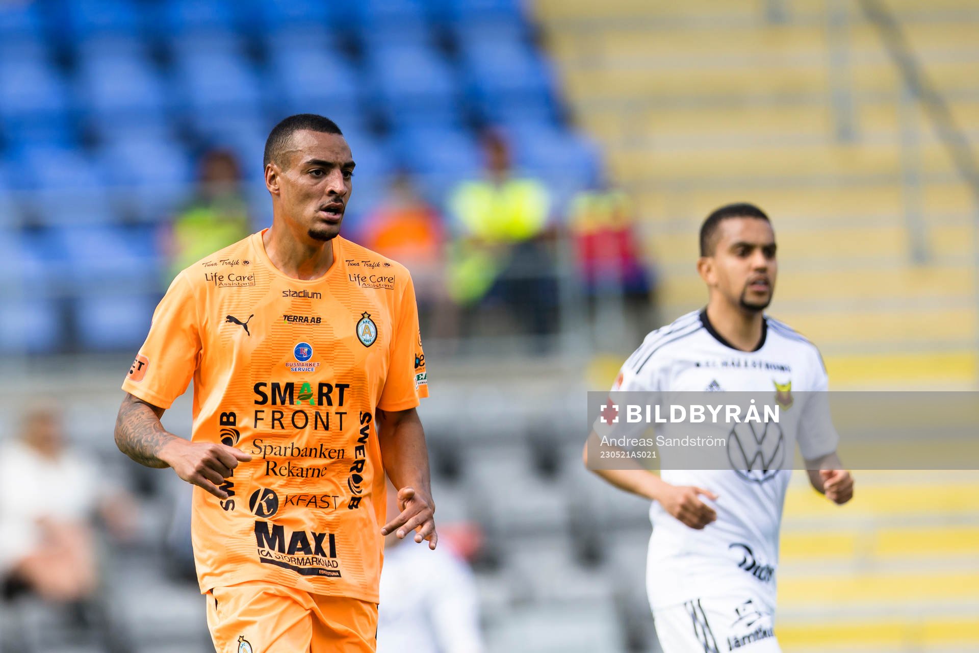 AFC Eskilstunas Simon Karlsson Adjei under fotbollsmatchen i Superettan mellan AFC Eskilstuna och Östersund den 21 maj 2023 i Eskilstuna.
