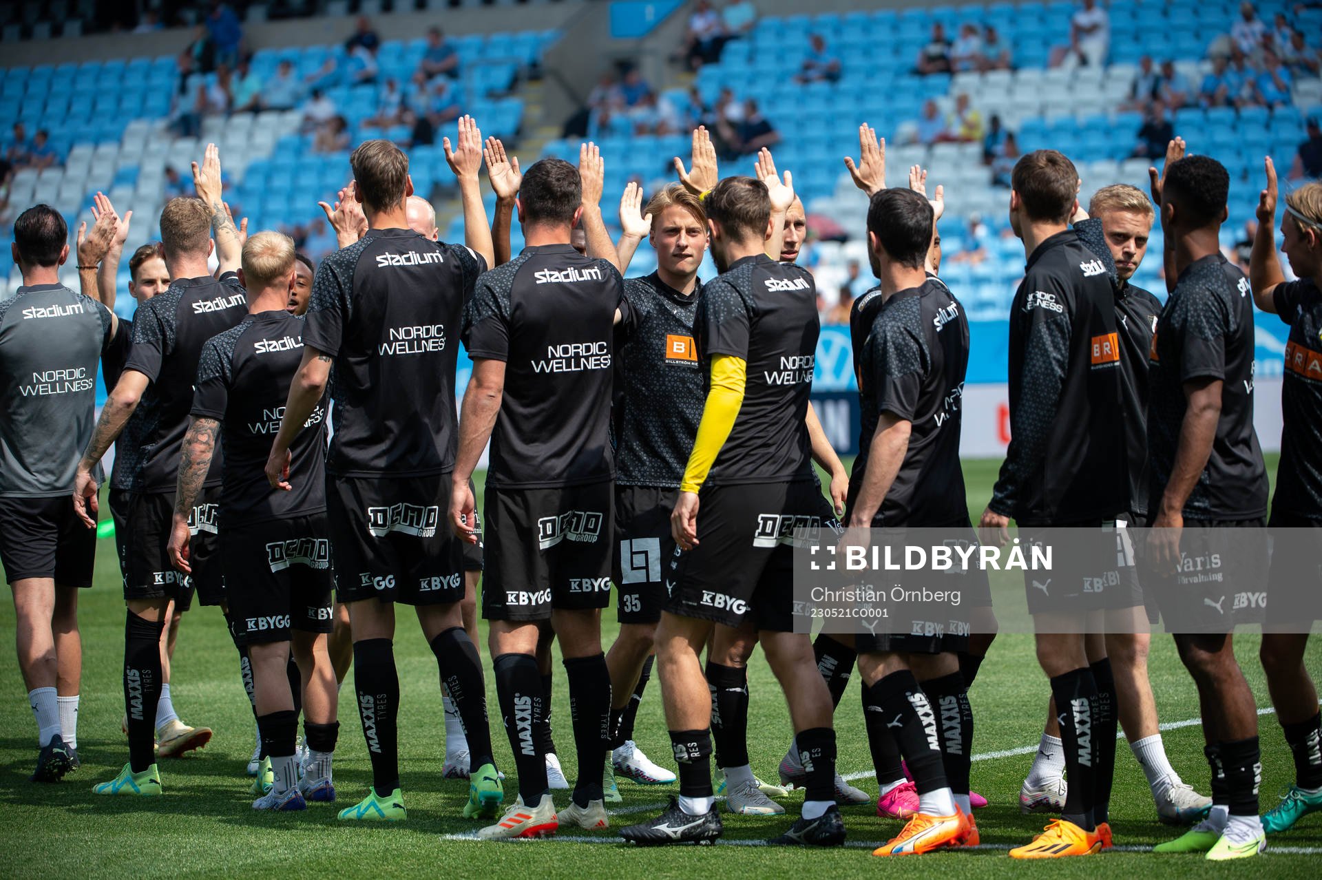 Häckens spelare värmer upp