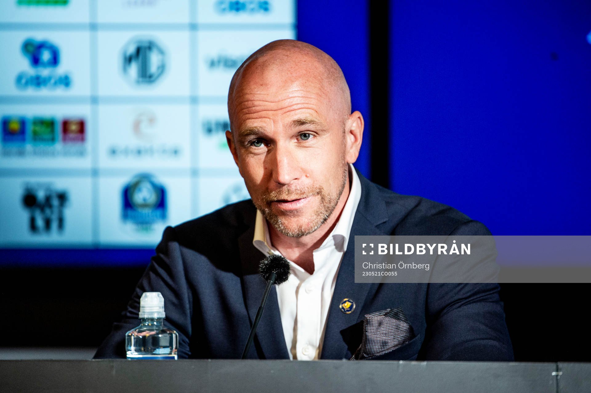 Malmö FFs tränare Henrik Rydström på en presskonferens