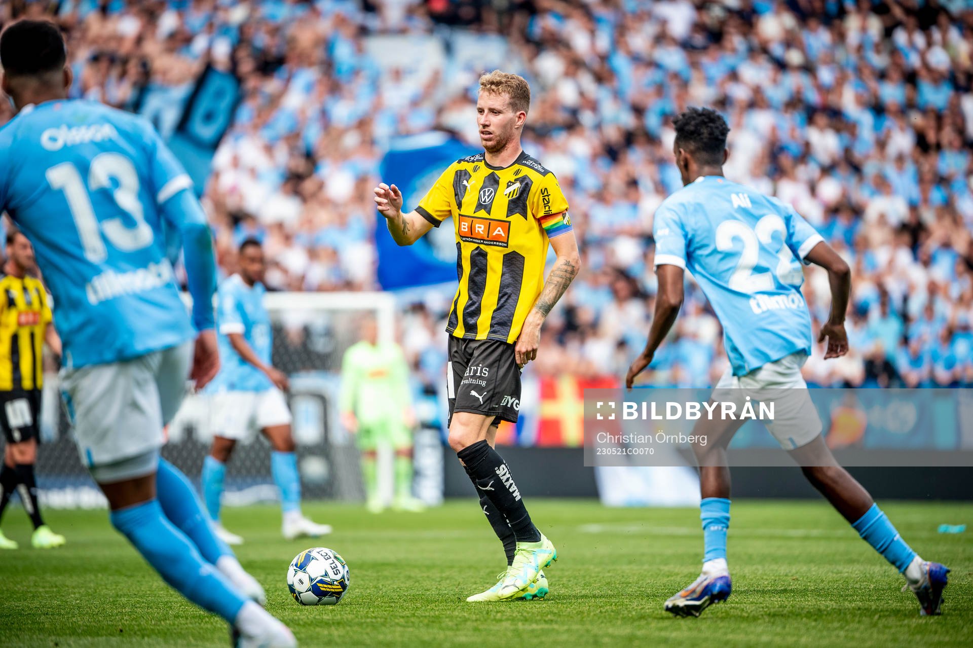 Häckens Samuel Gustafson mot Malmö FFs Taha Ali