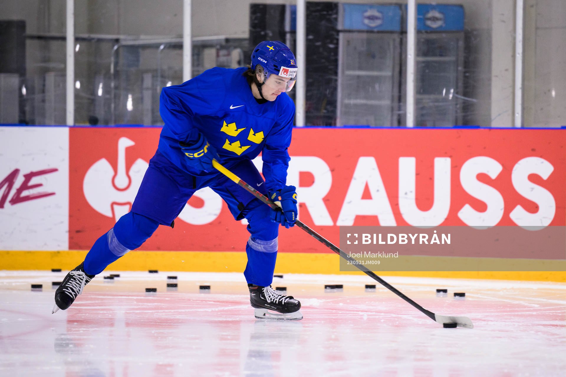 Leo Carlsson of Sweden at a practice session