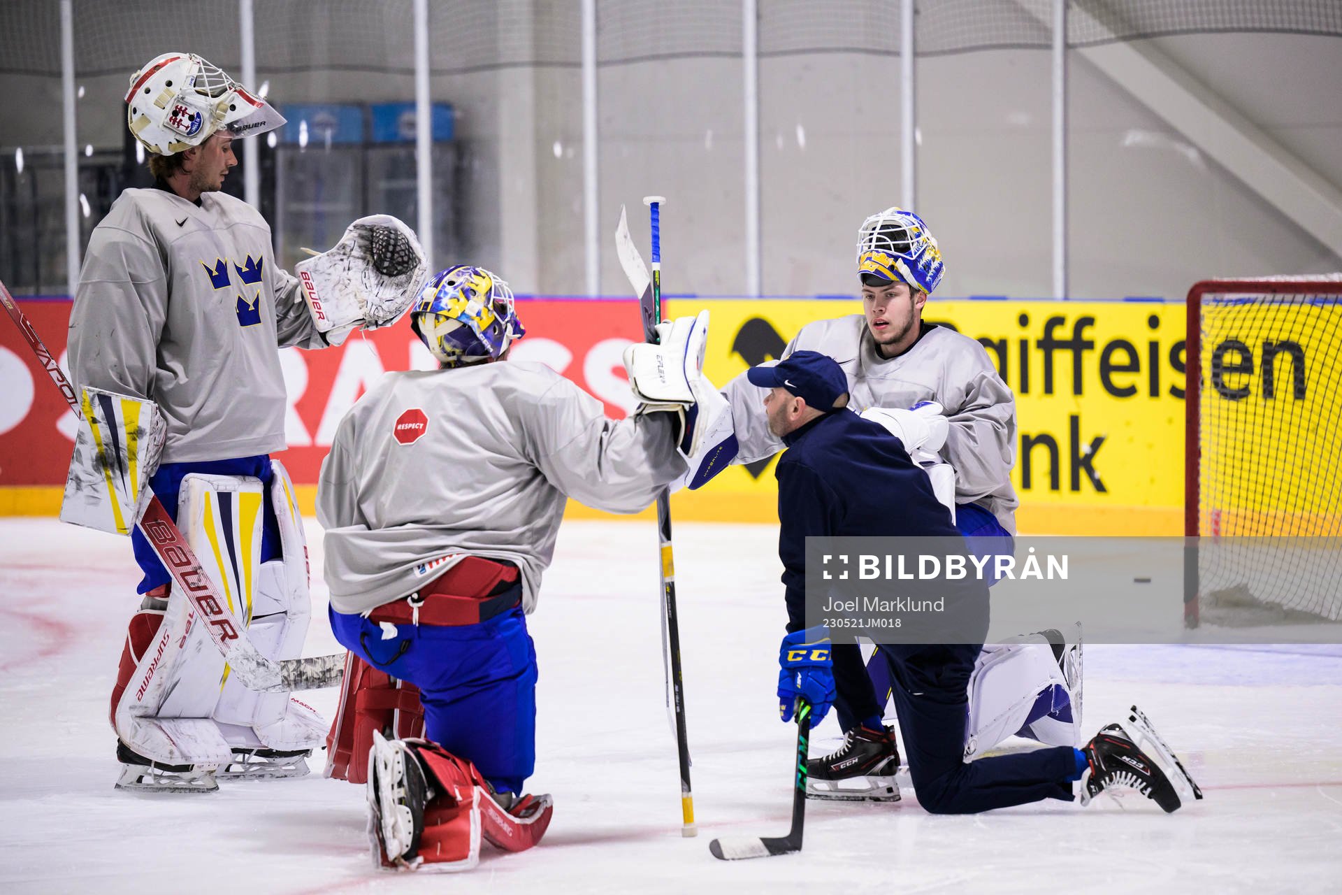Goaltenders Jacob Johansson, Lars Johansson and Jesper