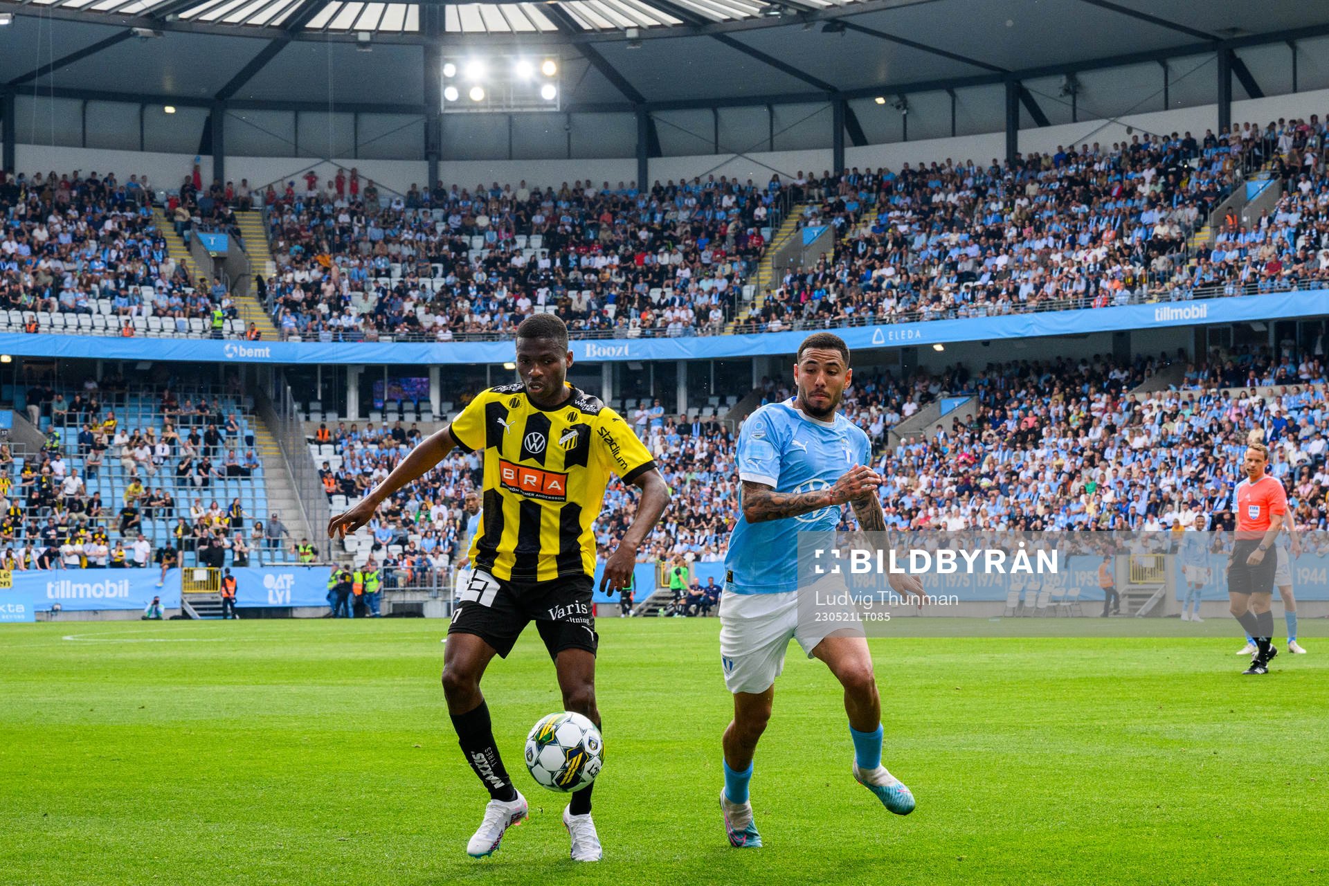 Häckens Akoua Romeo Amane och Malmö FFs Sergio Pena