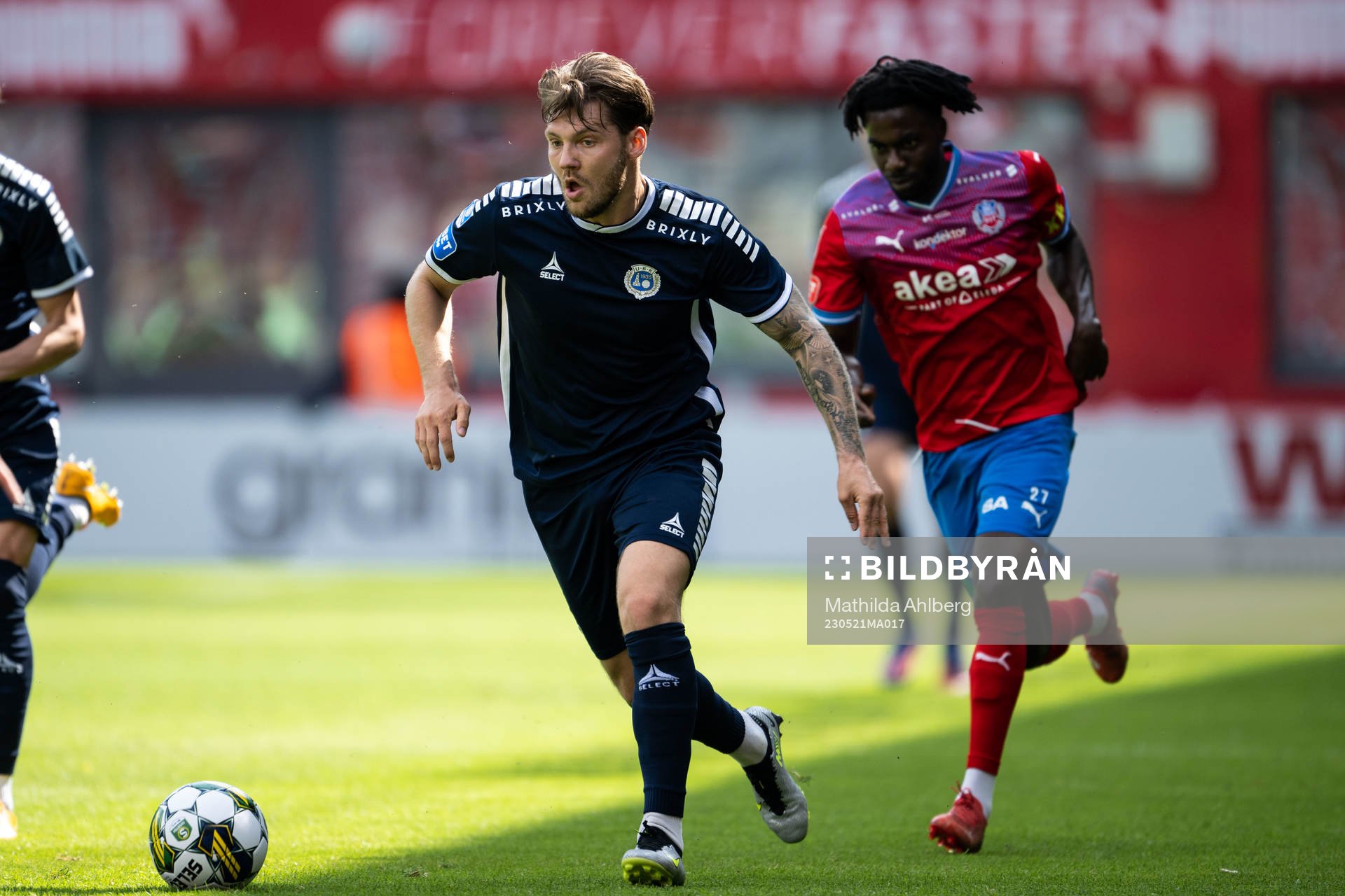 Utsiktens Karl Bohm och Helsingborgs Benjamin Acquah