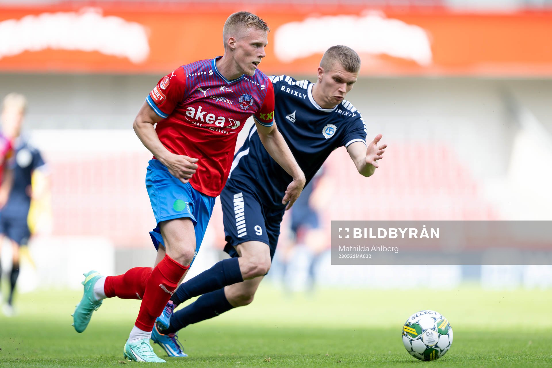 Helsingborgs Emil Hellman och Utsiktens Lucas Hedlund