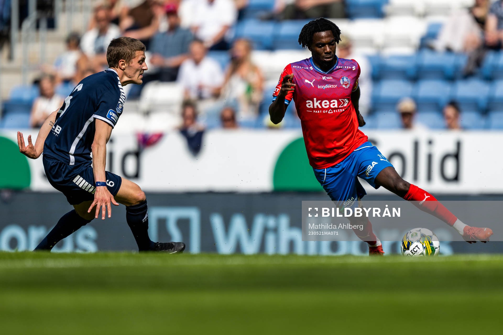 Utsiktens Erik Westermark och Helsingborgs Benjamin Acquah